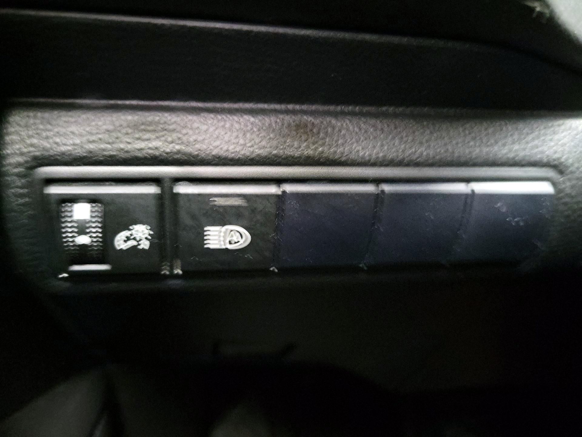 Thumbnail: 2022 Toyota Corolla - 13