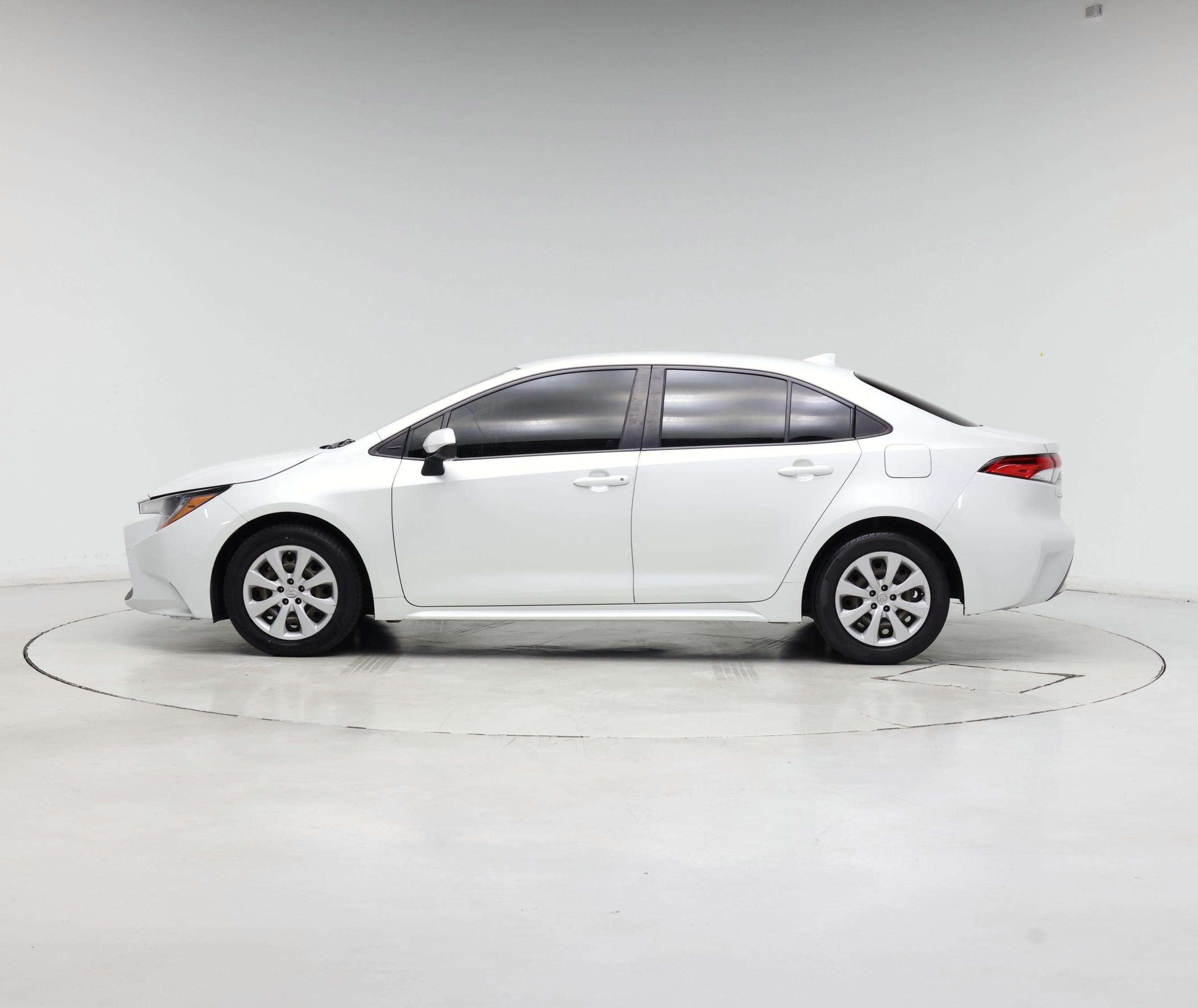 Thumbnail: 2022 Toyota Corolla - 3