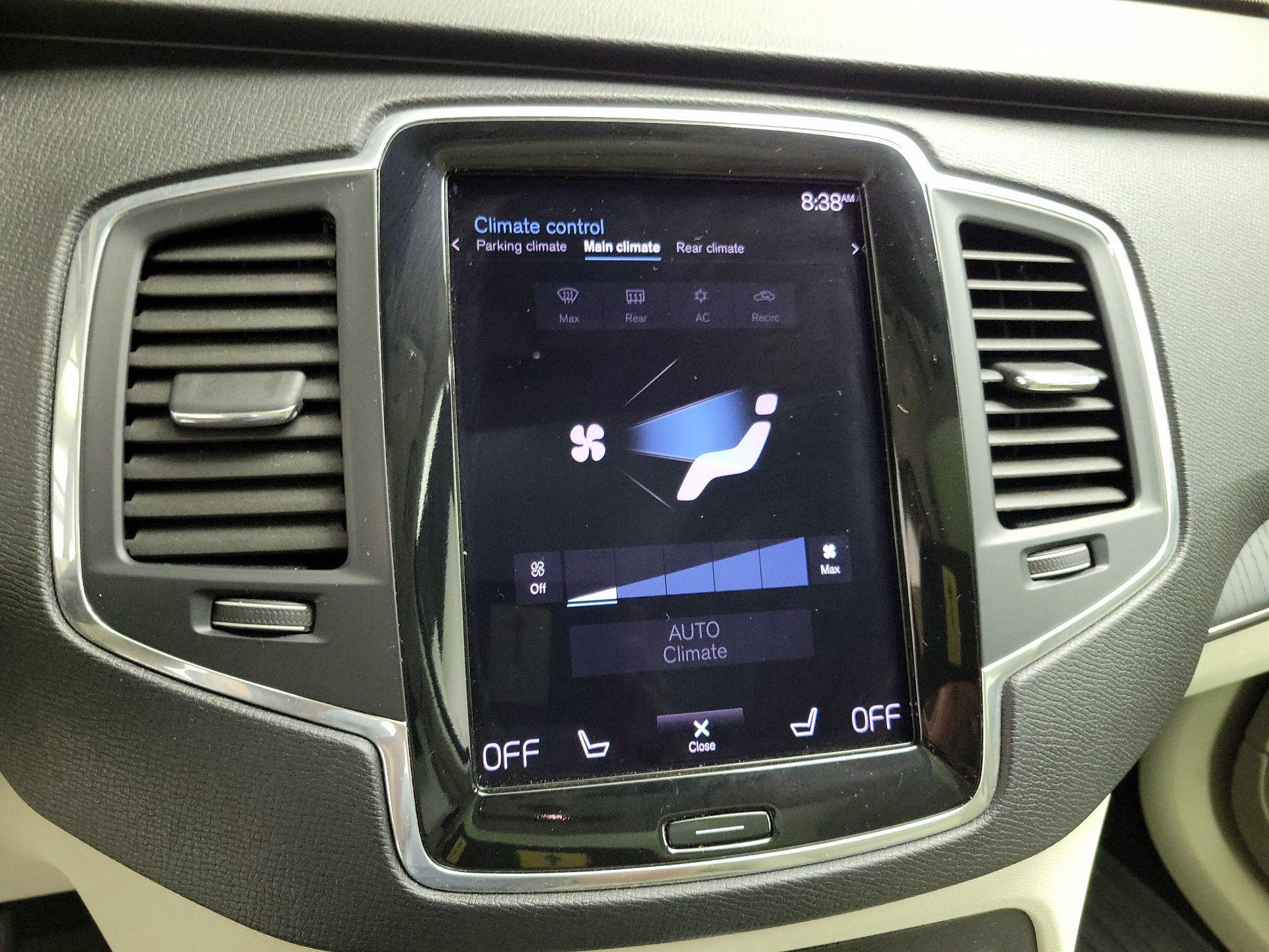 Thumbnail: 2020 Volvo XC90 - 17