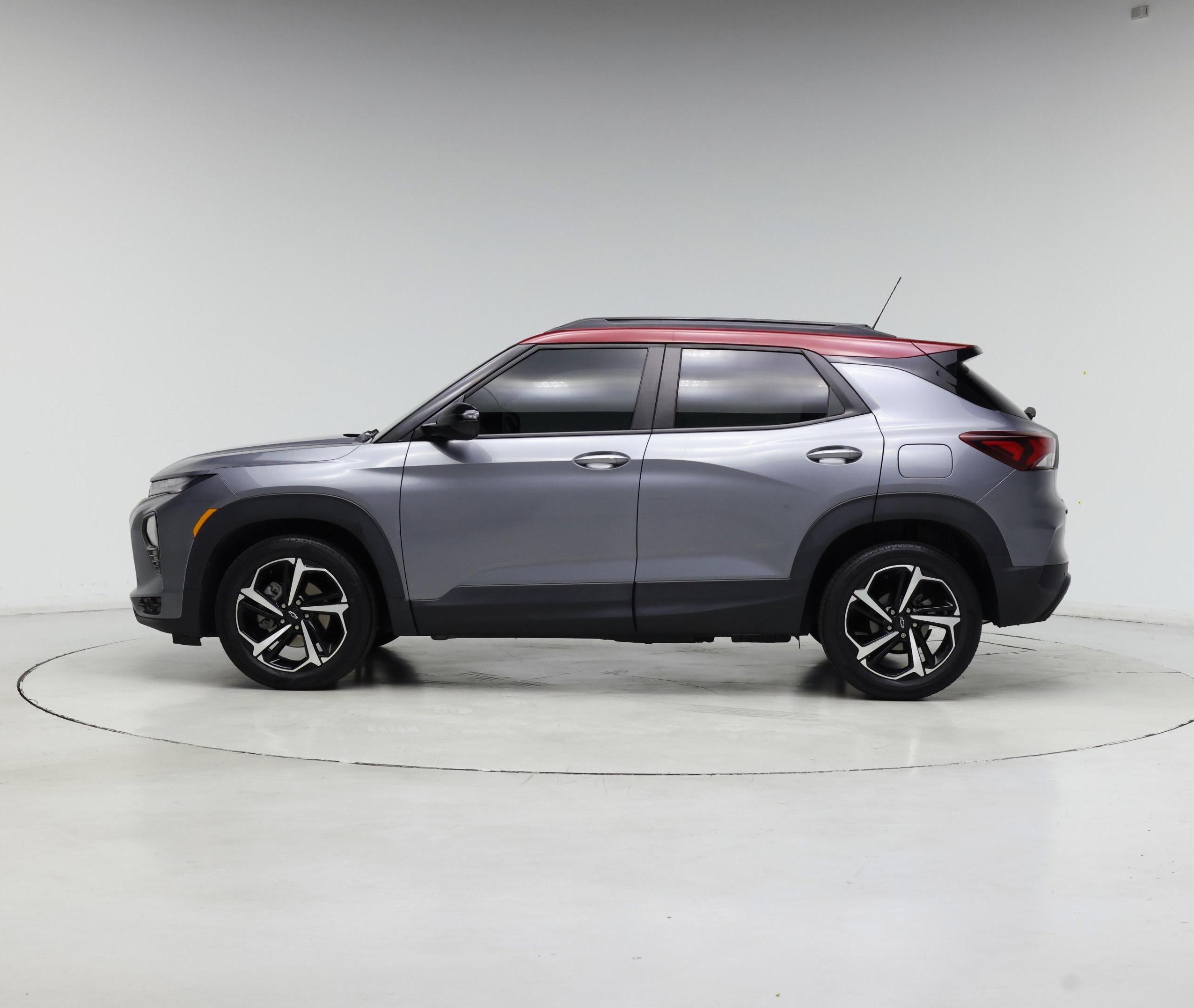 Thumbnail: 2021 Chevrolet TrailBlazer - 3