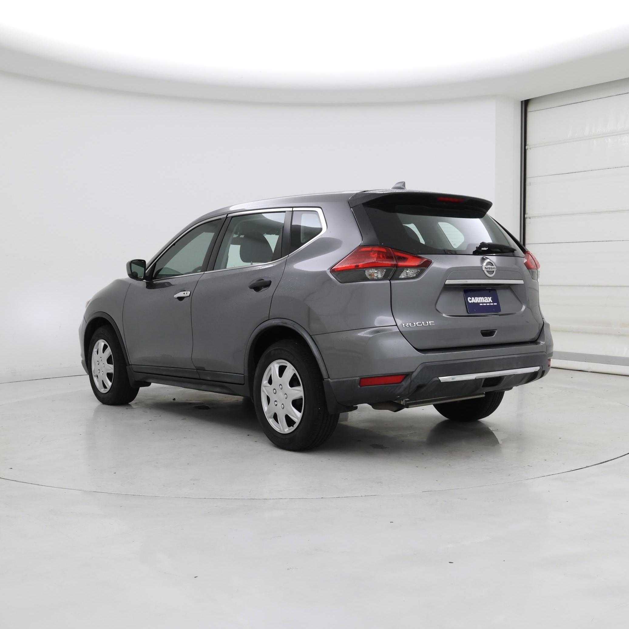 Thumbnail: 2017 Nissan Rogue - 2