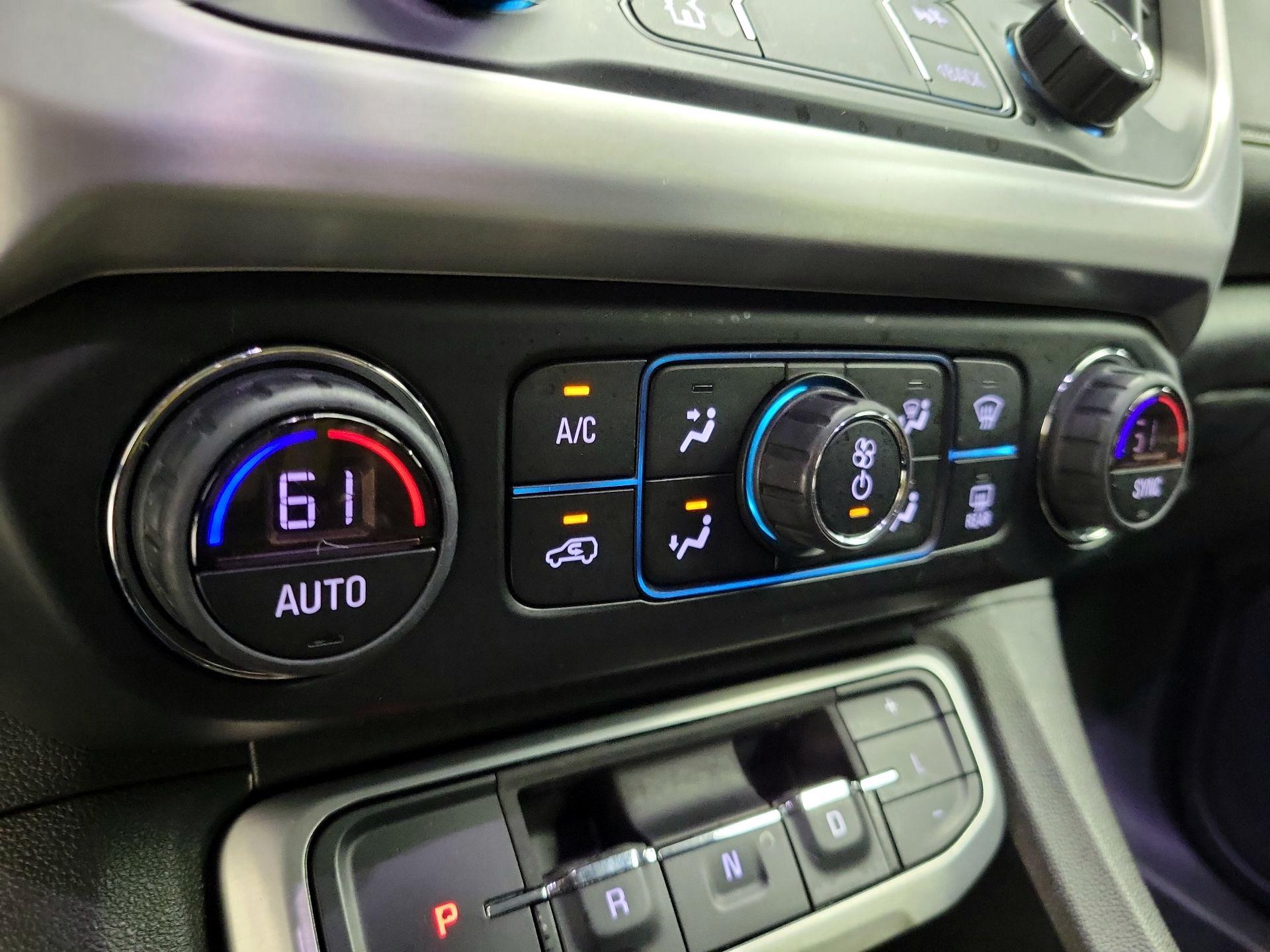 Thumbnail: 2020 GMC Acadia - 16