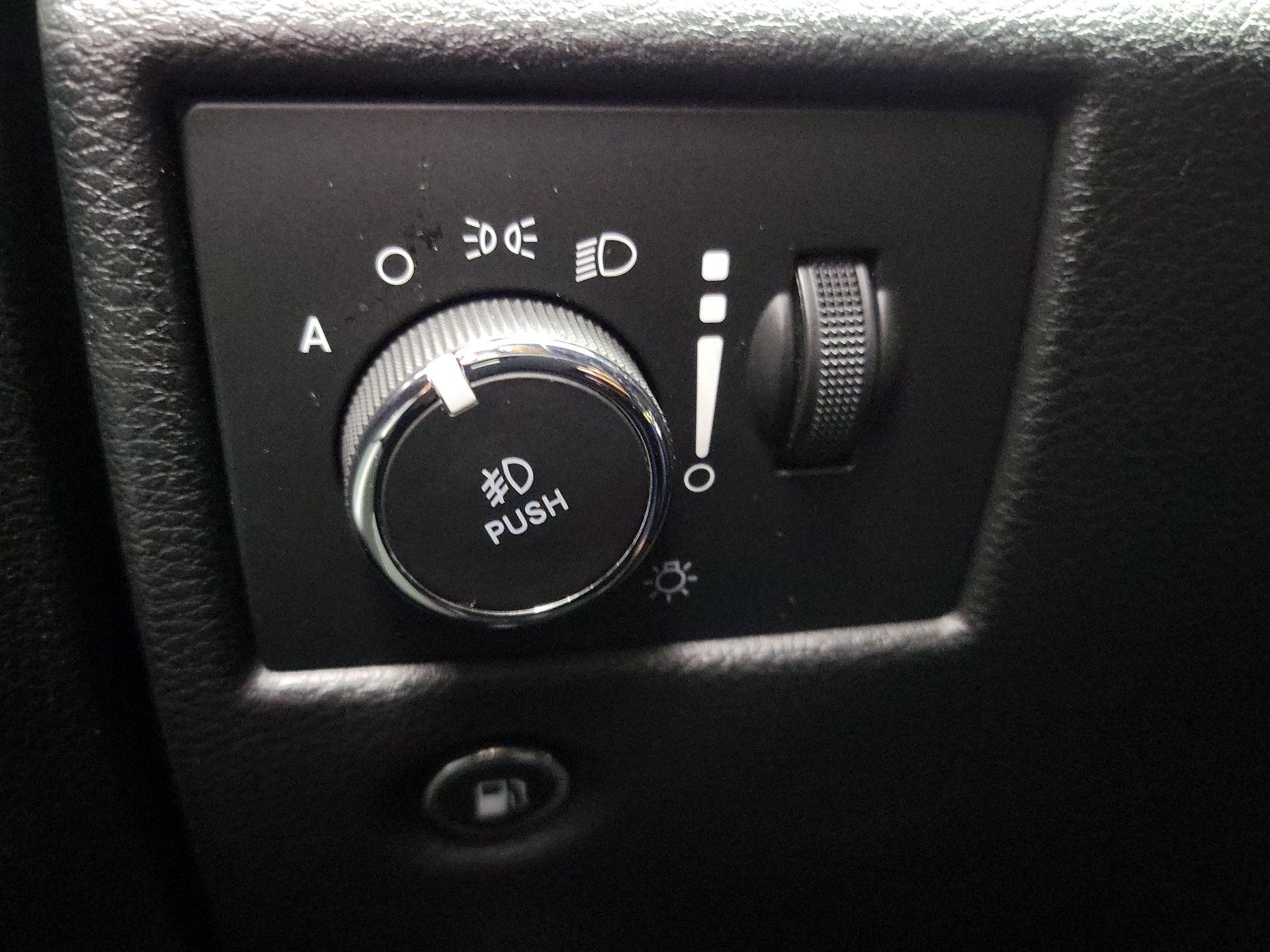 Thumbnail: 2019 Jeep Grand Cherokee - 13