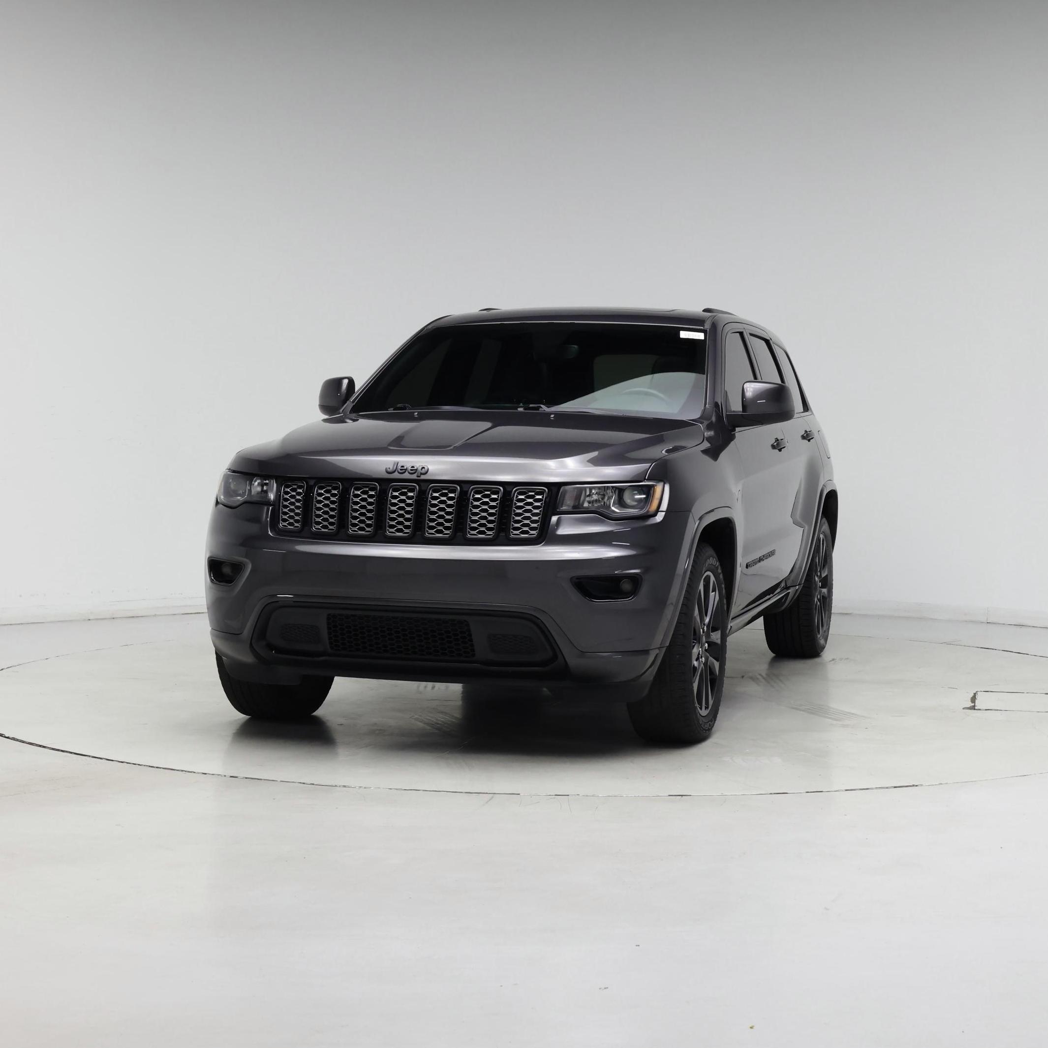 Thumbnail: 2019 Jeep Grand Cherokee - 4