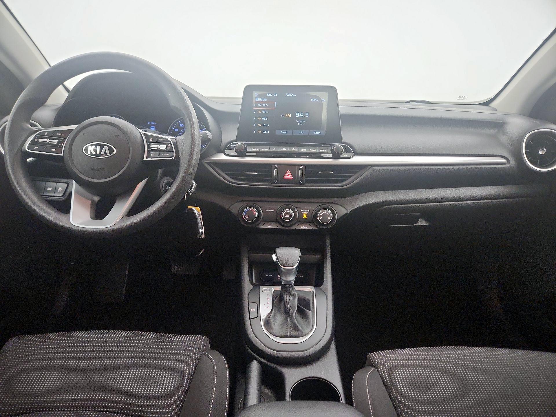 Thumbnail: 2020 Kia Forte - 9