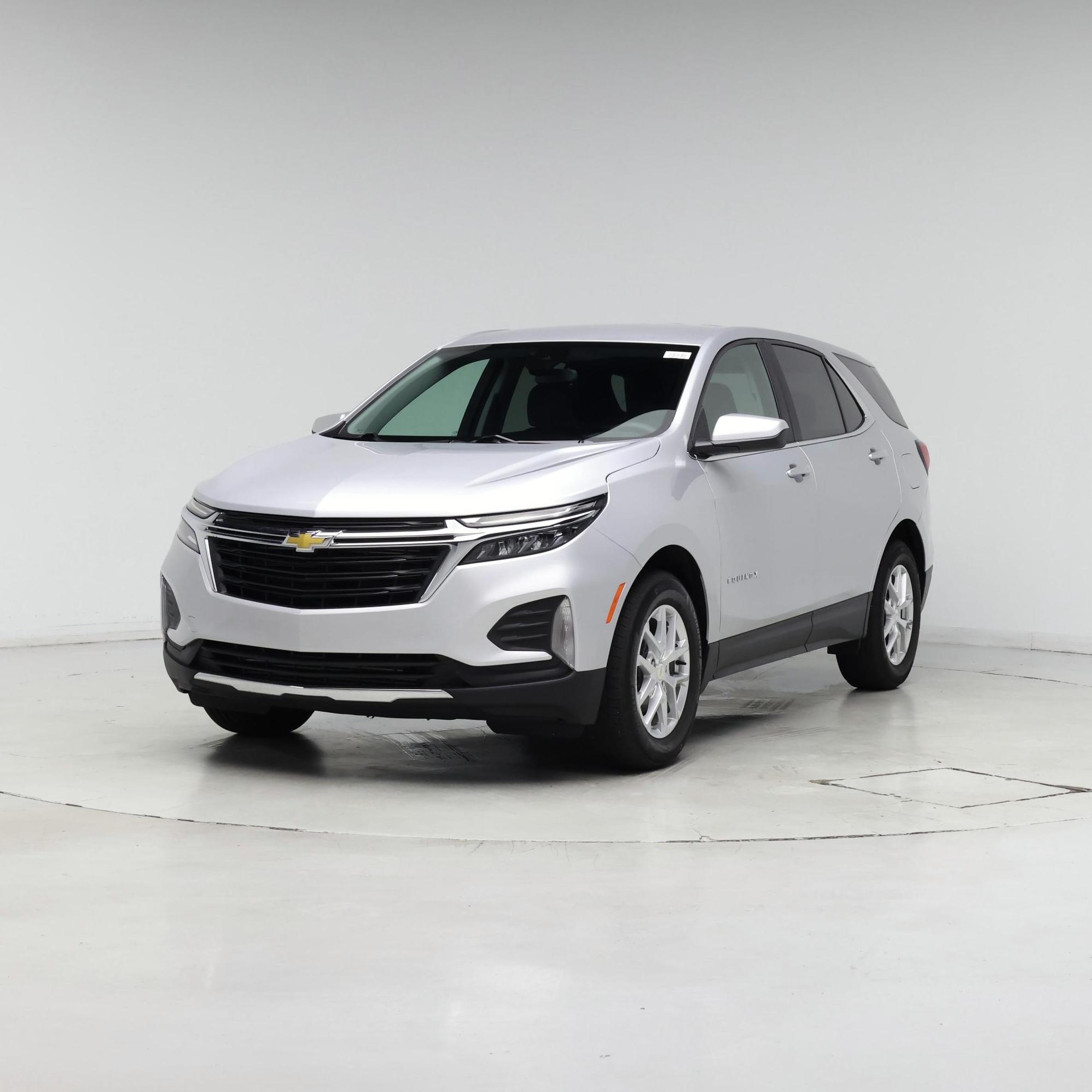 Thumbnail: 2022 Chevrolet Equinox - 4