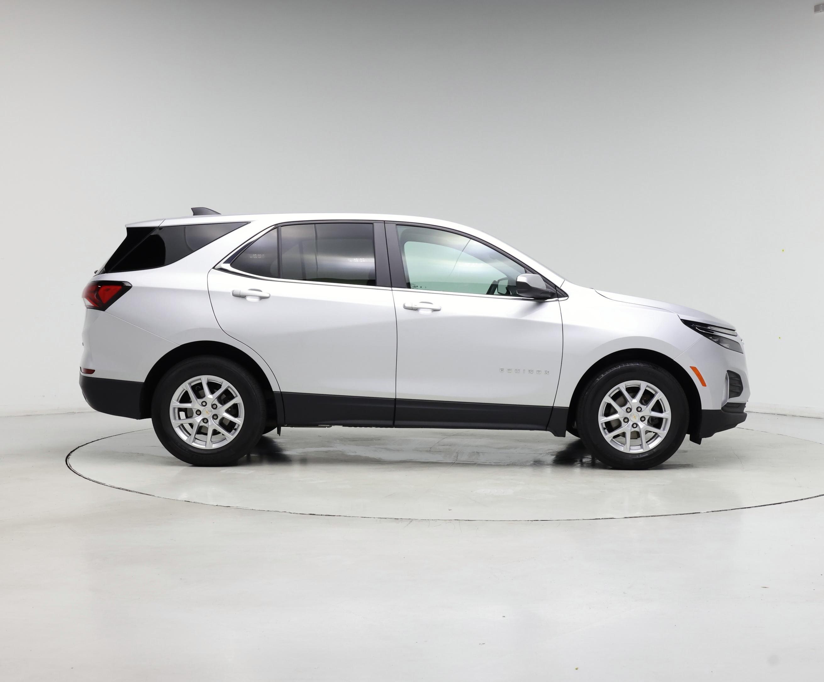 Thumbnail: 2022 Chevrolet Equinox - 7