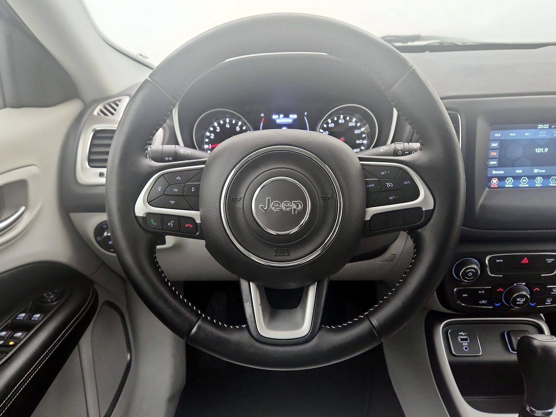 Thumbnail: 2020 Jeep Compass - 10