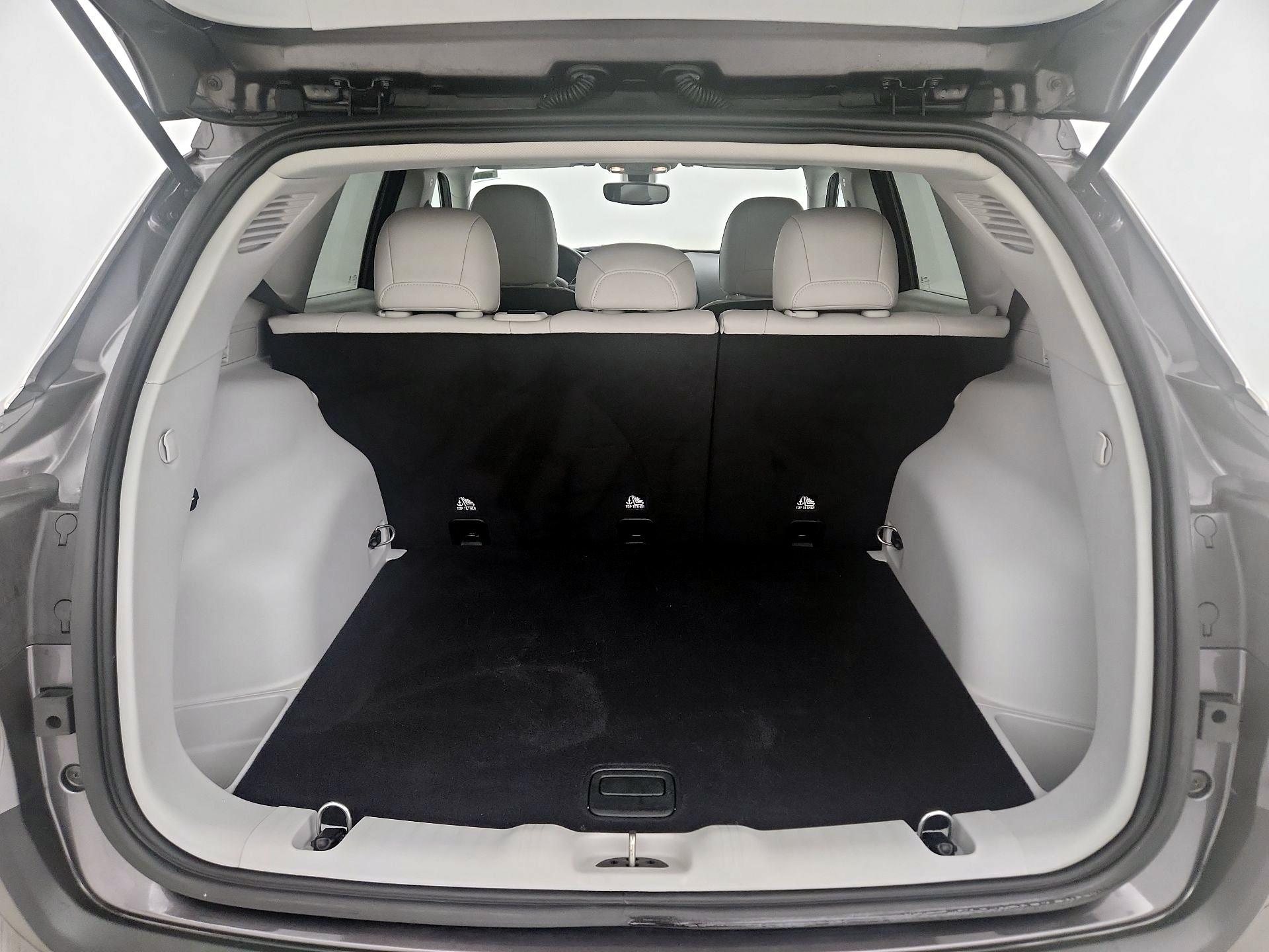 Thumbnail: 2020 Jeep Compass - 20