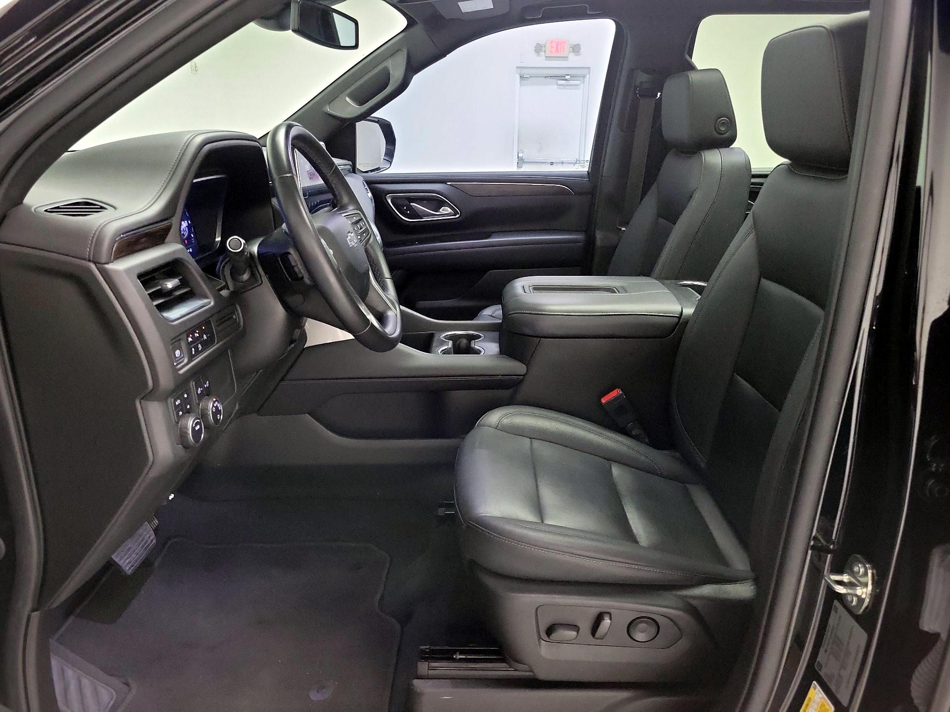 Thumbnail: 2023 Chevrolet Tahoe - 11