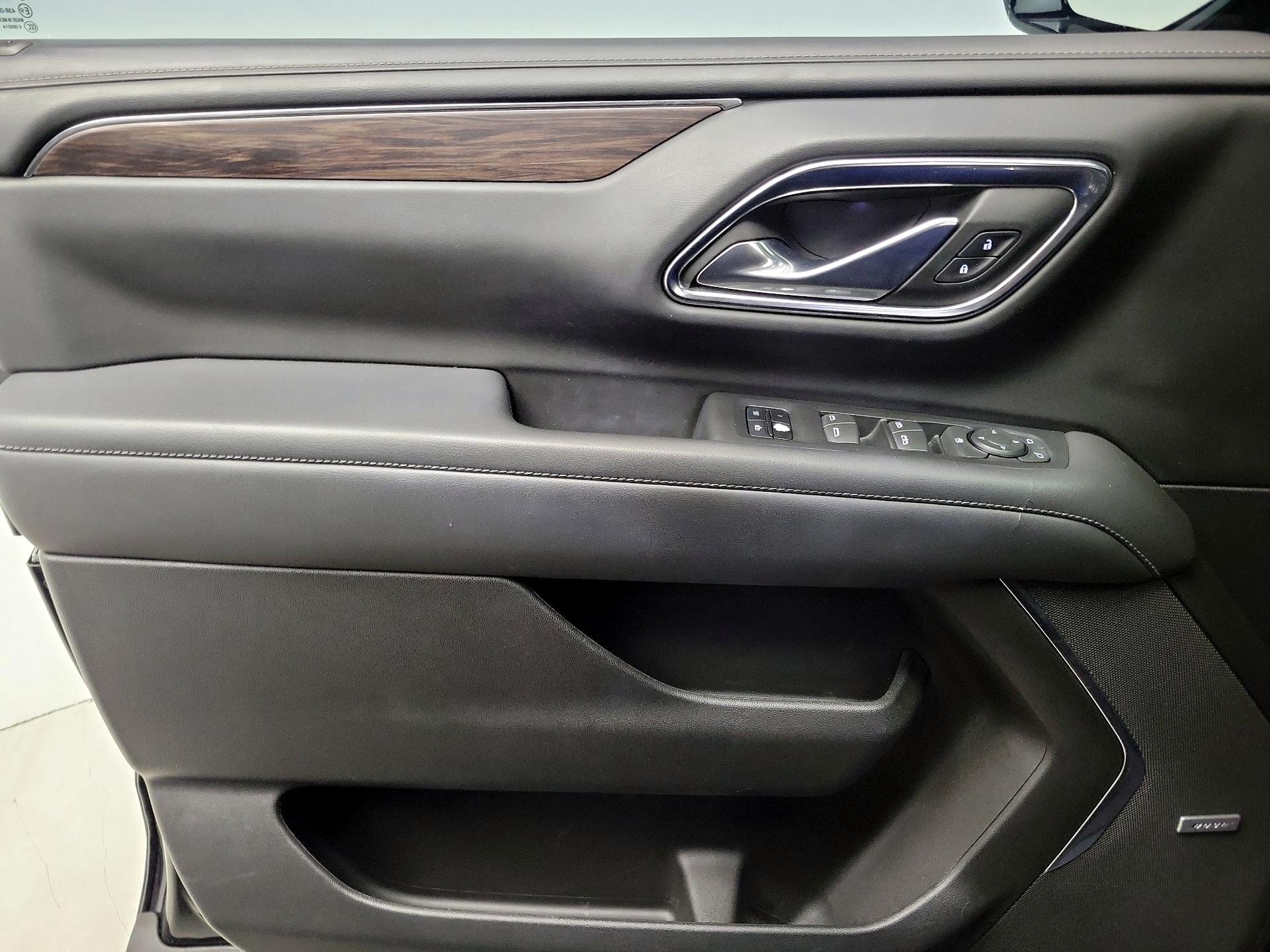 Thumbnail: 2023 Chevrolet Tahoe - 12