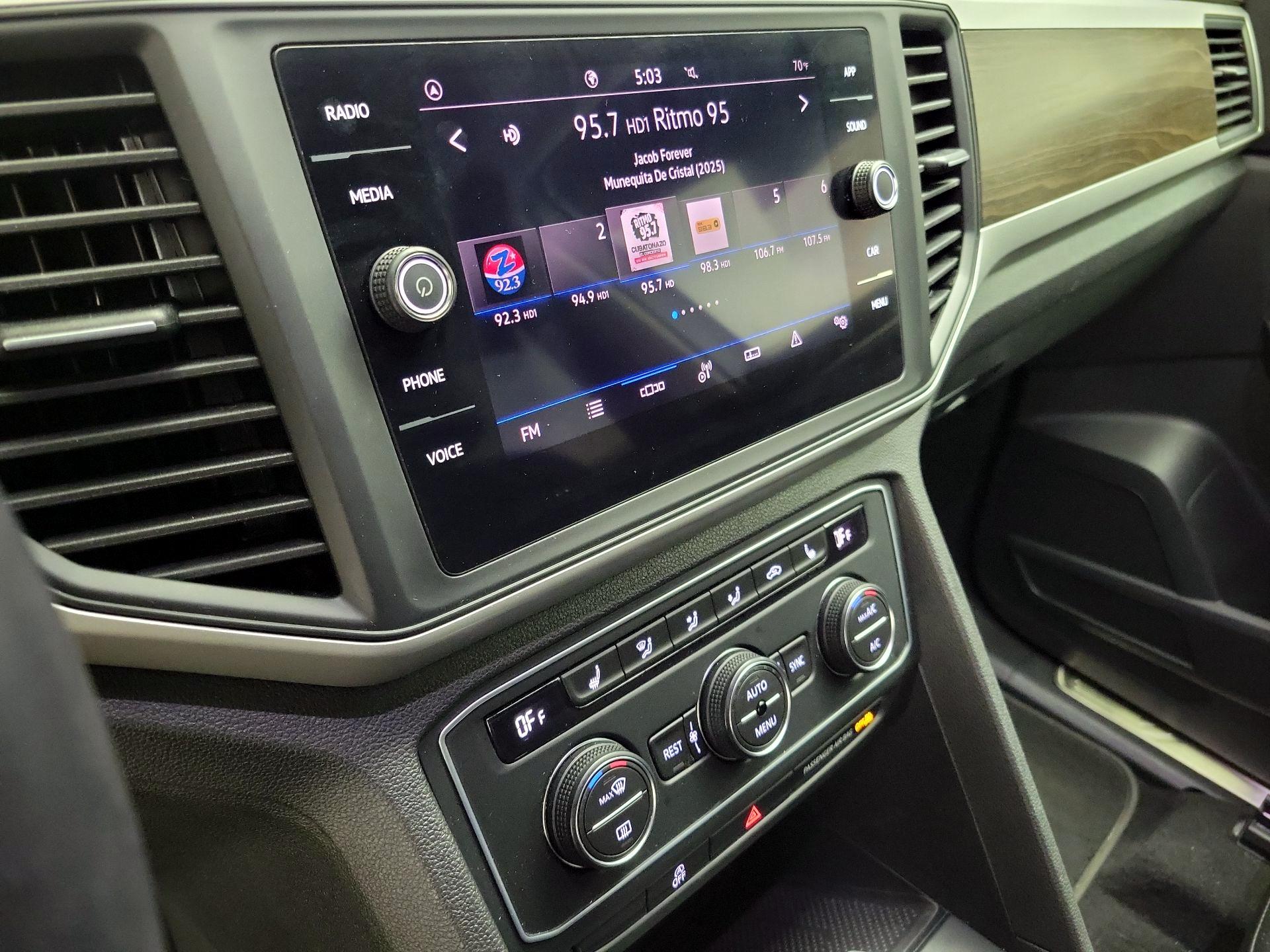 Thumbnail: 2021 Volkswagen Atlas - 15