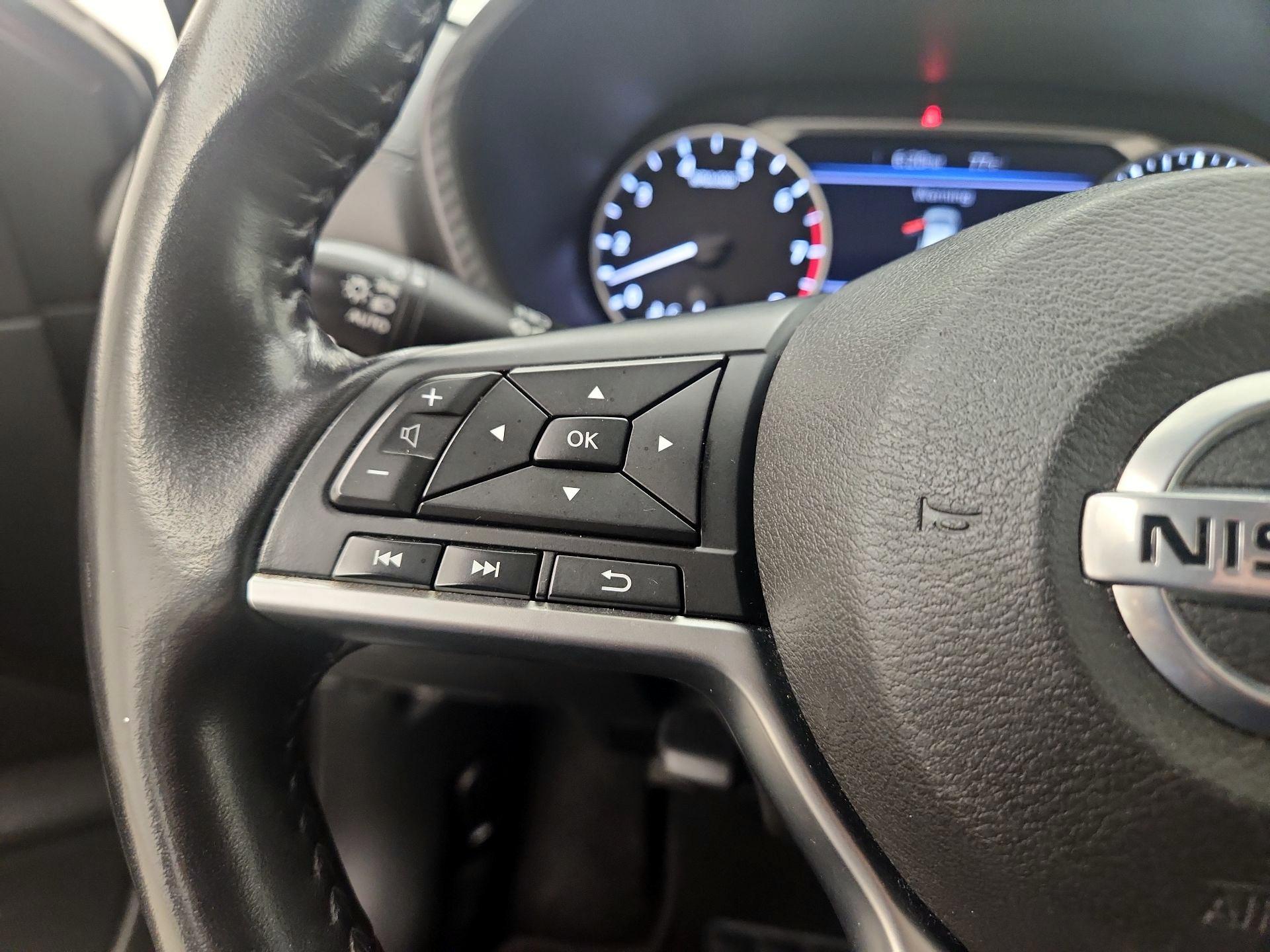 Thumbnail: 2020 Nissan Sentra - 13