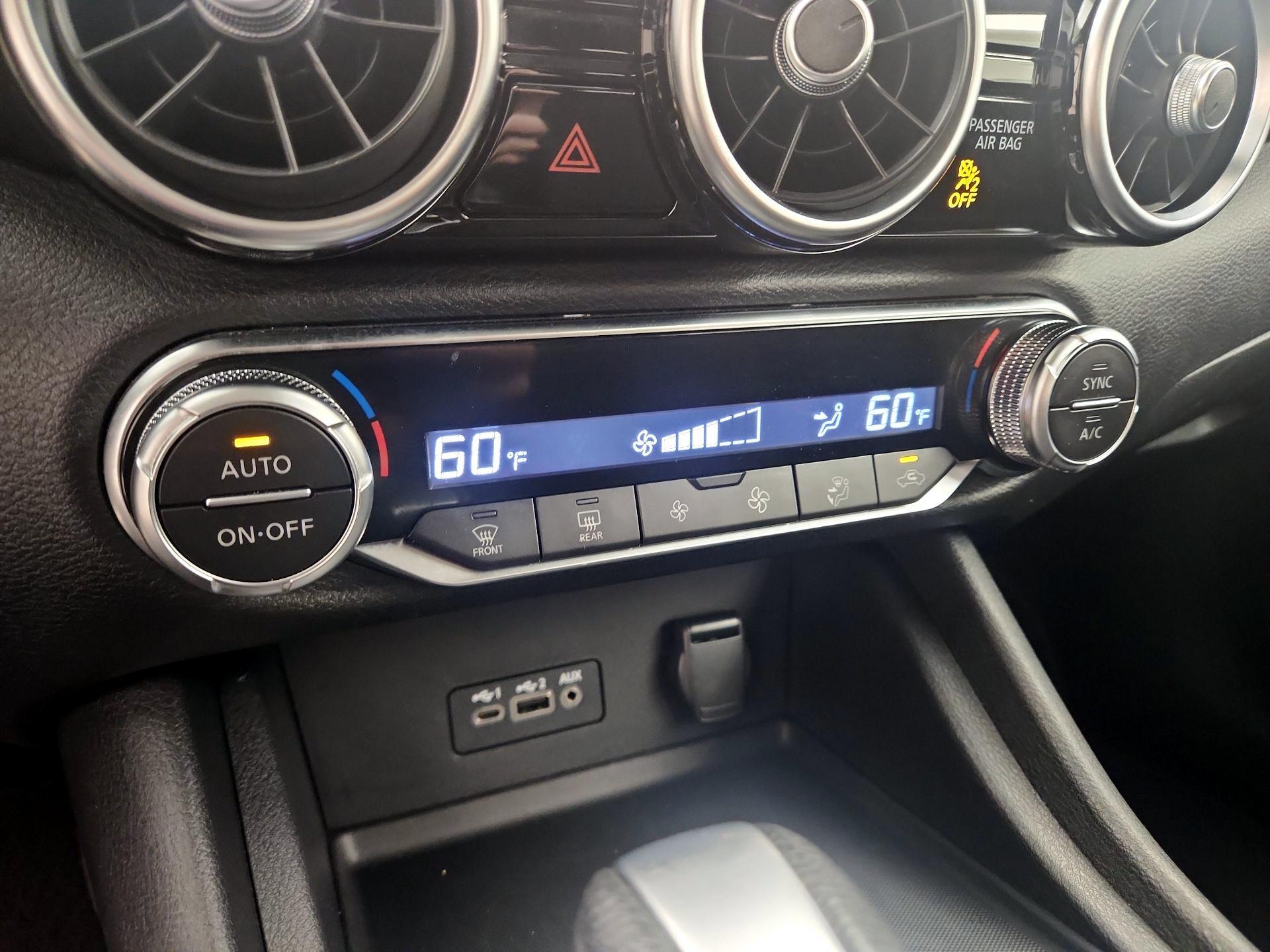 Thumbnail: 2020 Nissan Sentra - 16