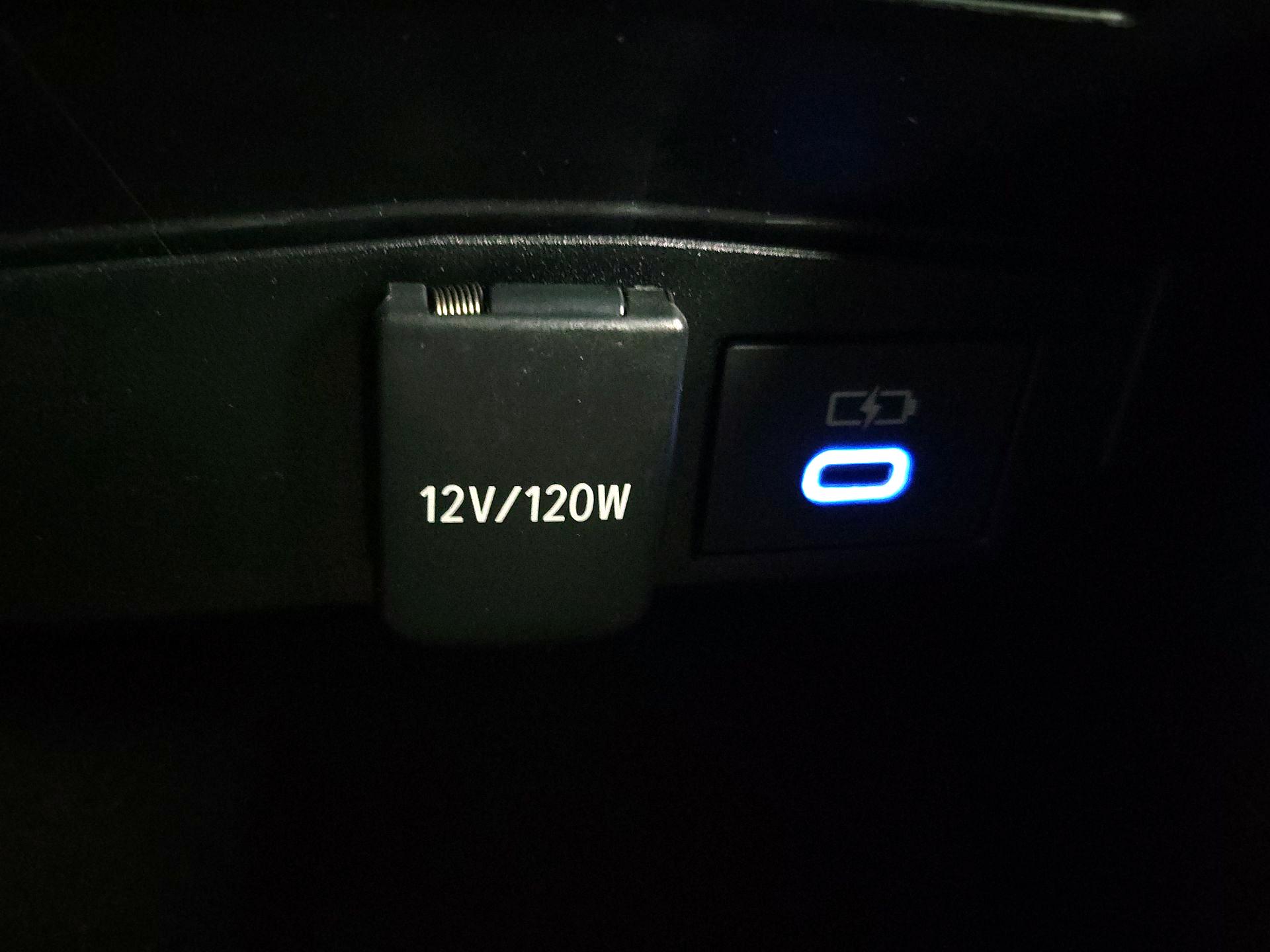 Thumbnail: 2022 Toyota Corolla - 18