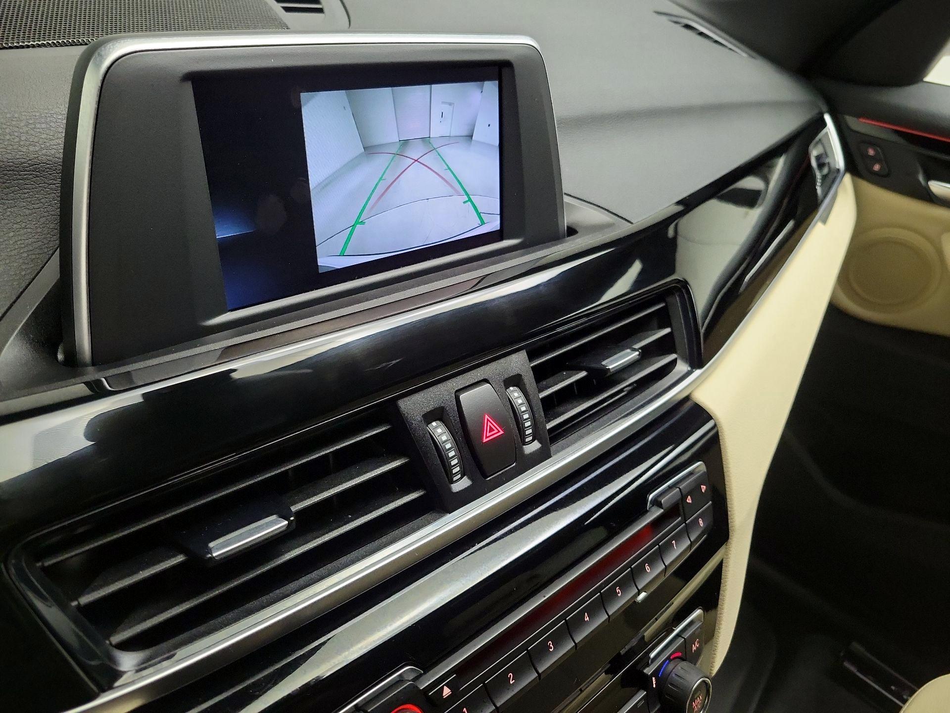 Thumbnail: 2018 BMW X1 - 14