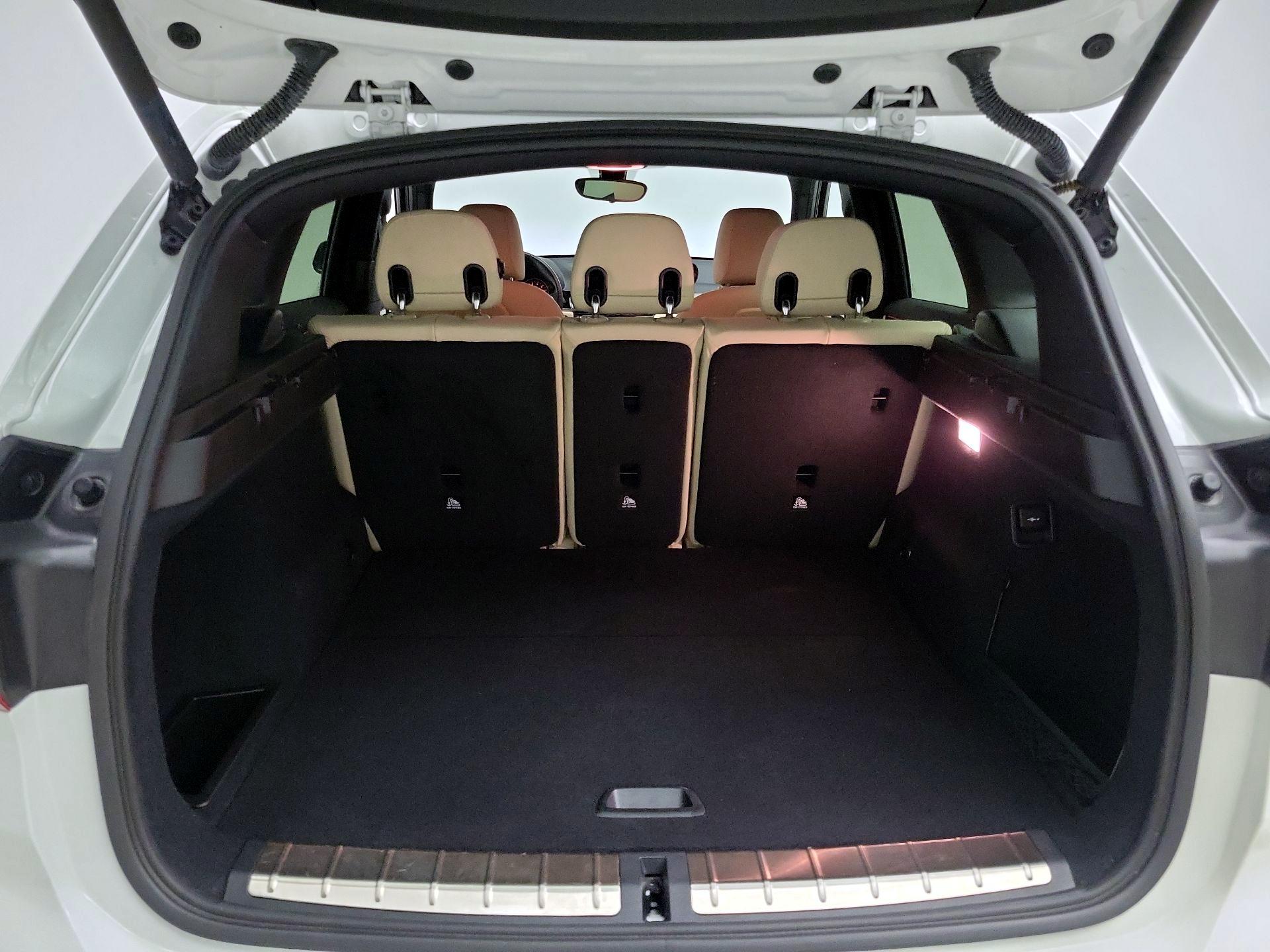 Thumbnail: 2018 BMW X1 - 20