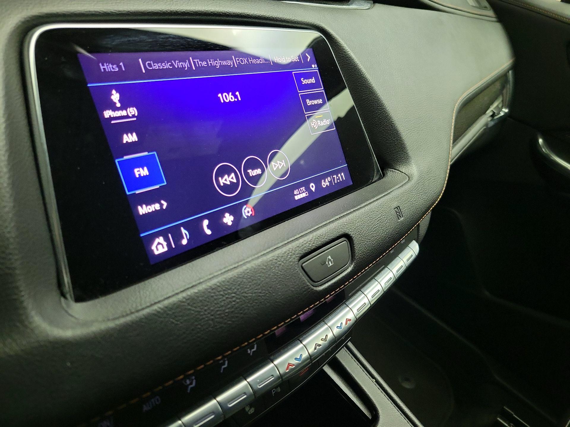 Thumbnail: 2019 Cadillac XT4 - 15