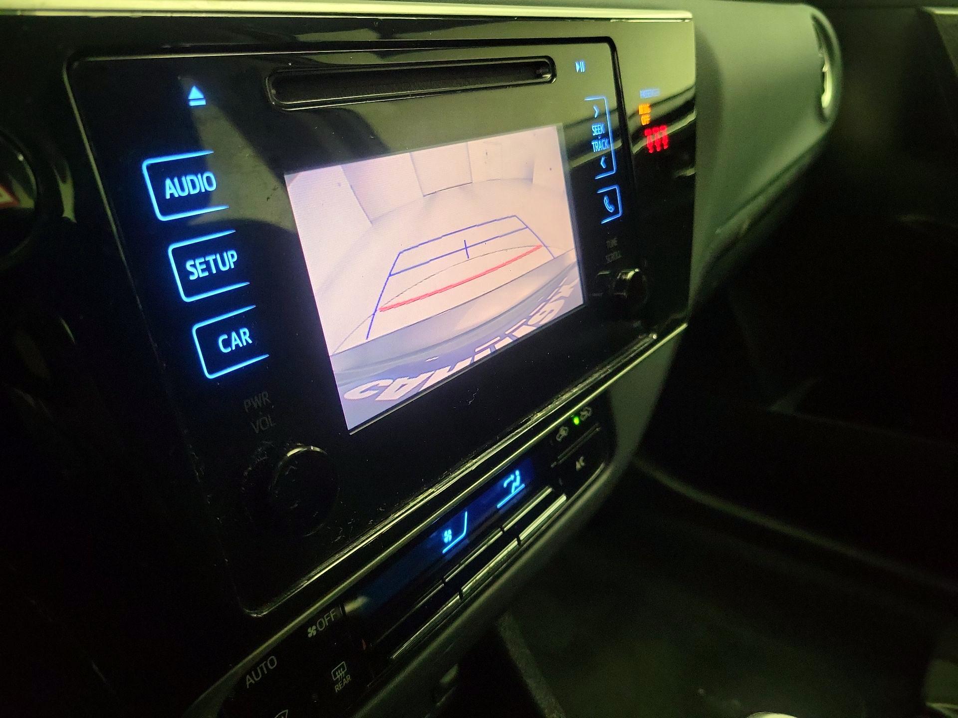 Thumbnail: 2018 Toyota Corolla - 14