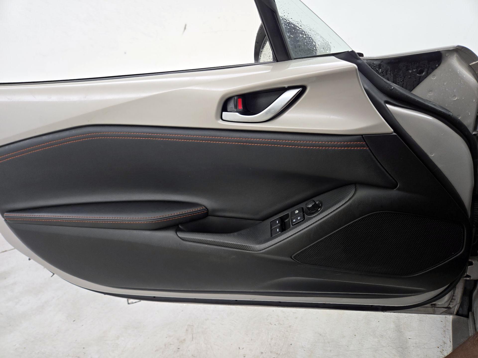 Thumbnail: 2022 Mazda MX-5 Miata - 12