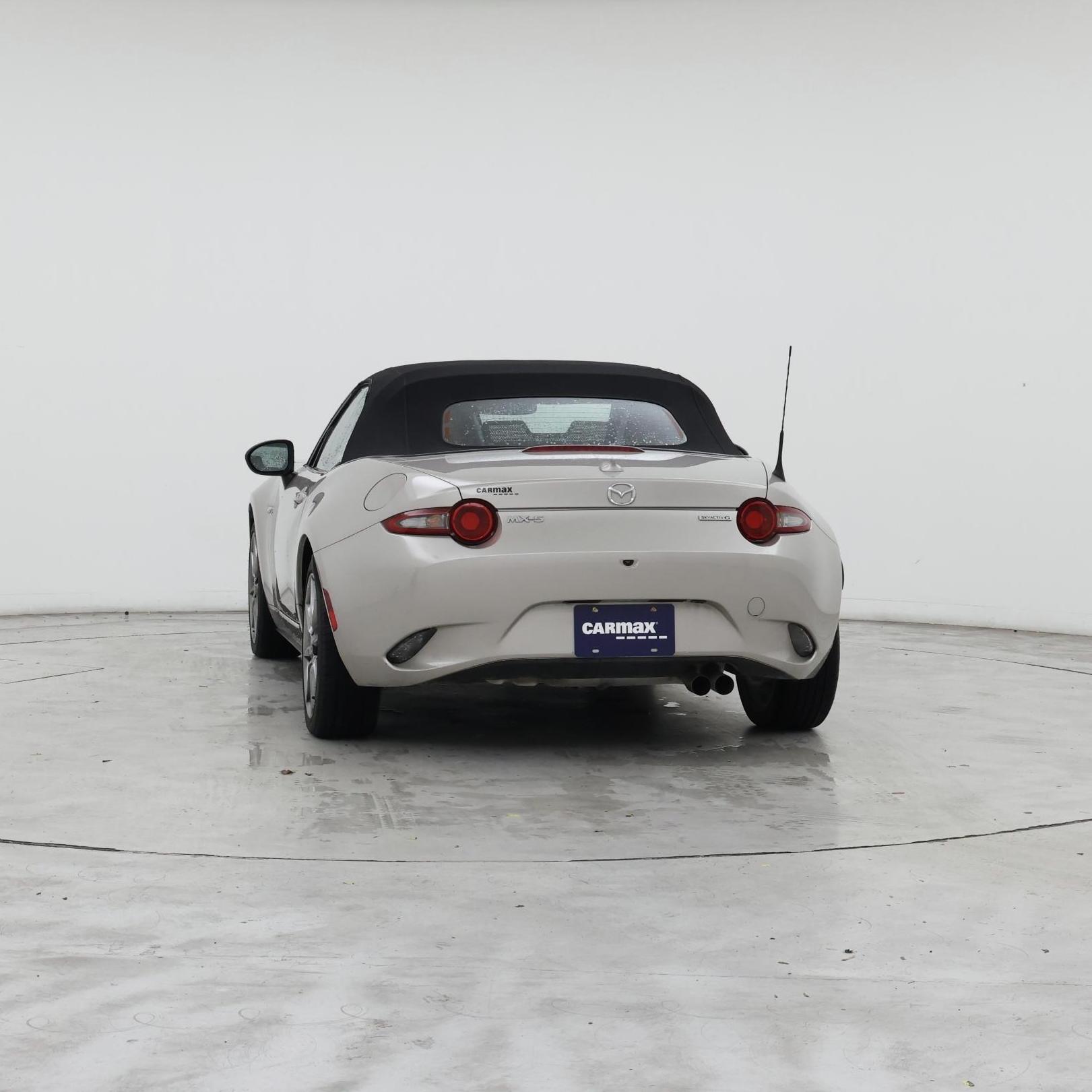 Thumbnail: 2022 Mazda MX-5 Miata - 6