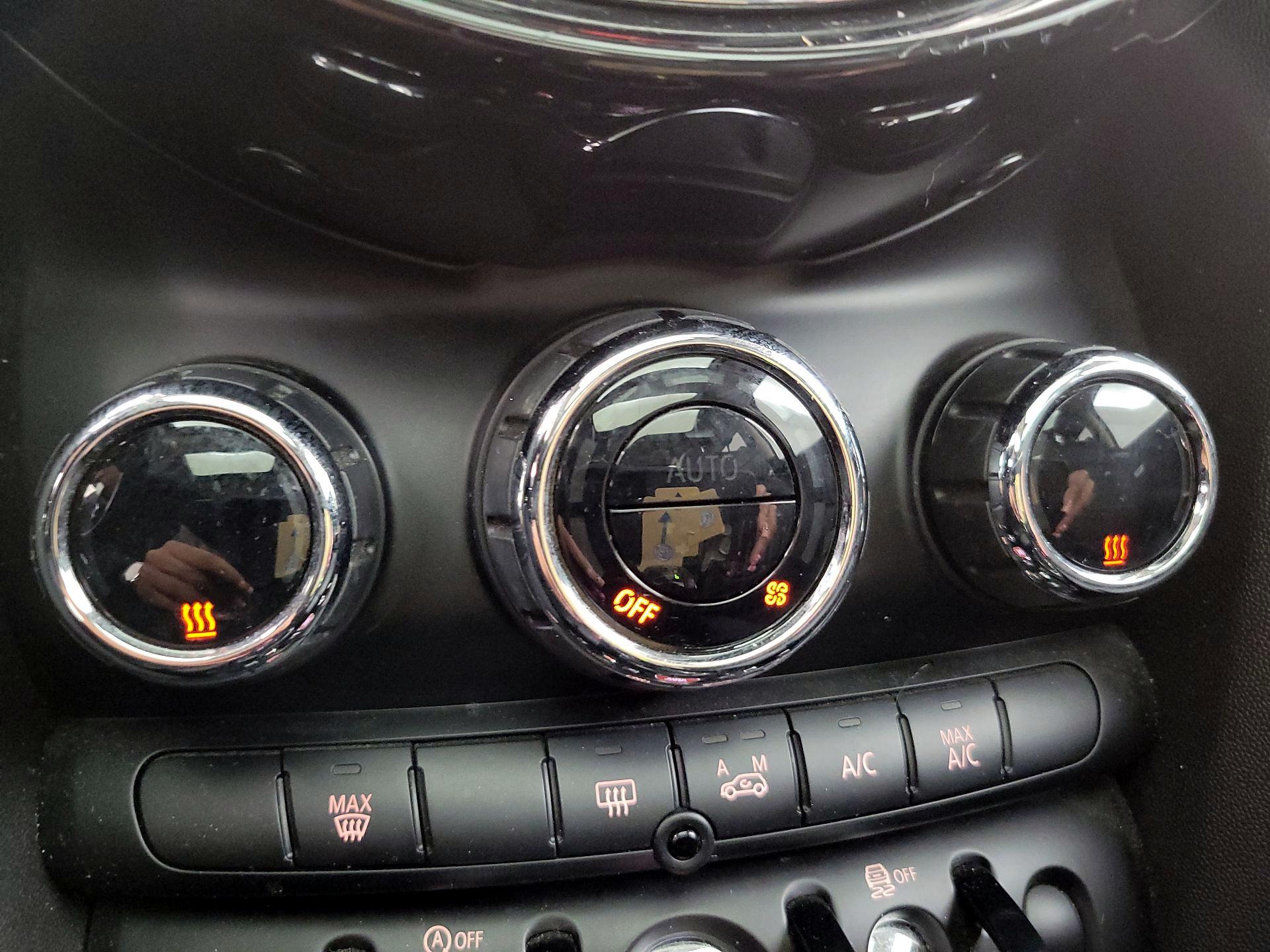 Thumbnail: 2017 MINI Cooper - 17