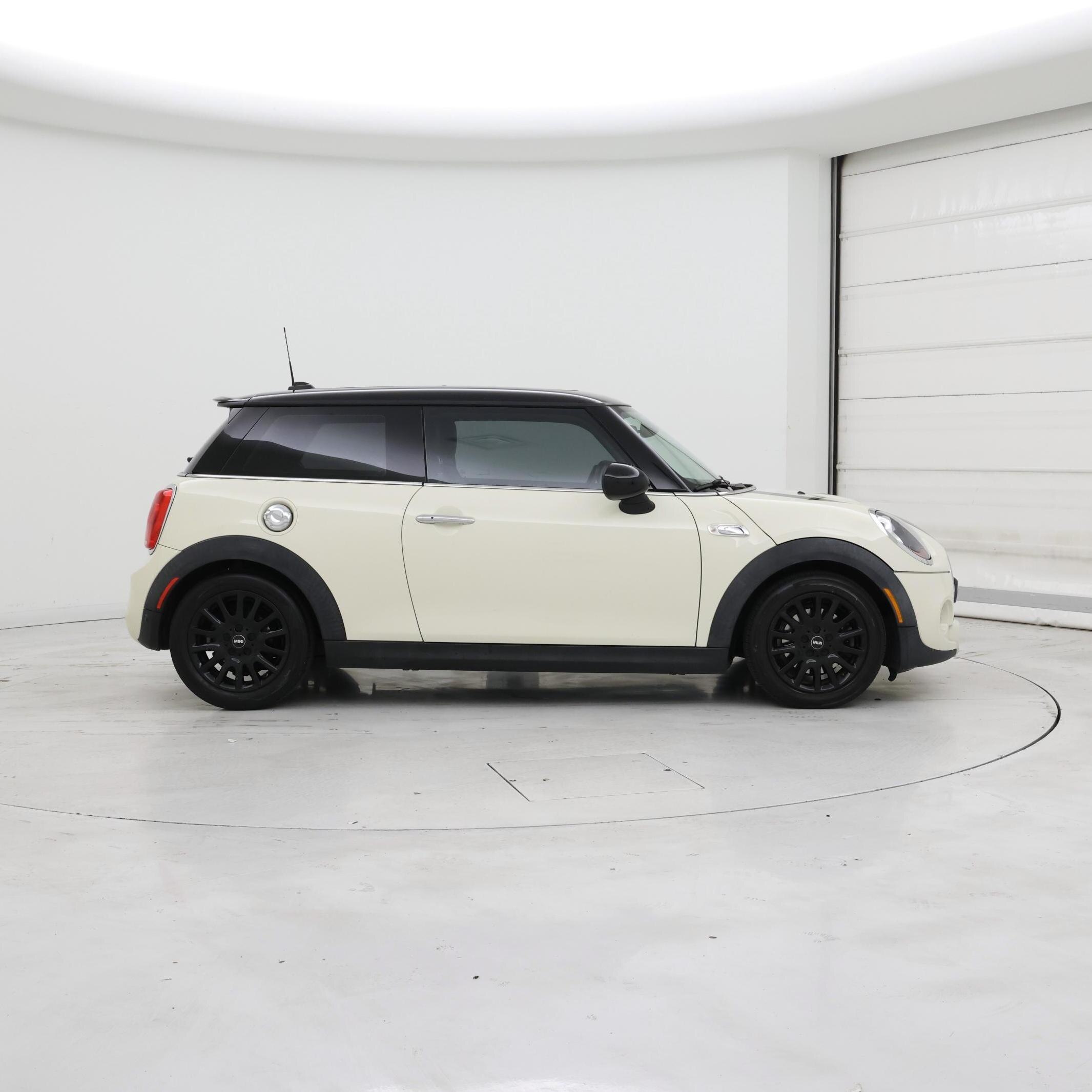 Thumbnail: 2017 MINI Cooper - 7