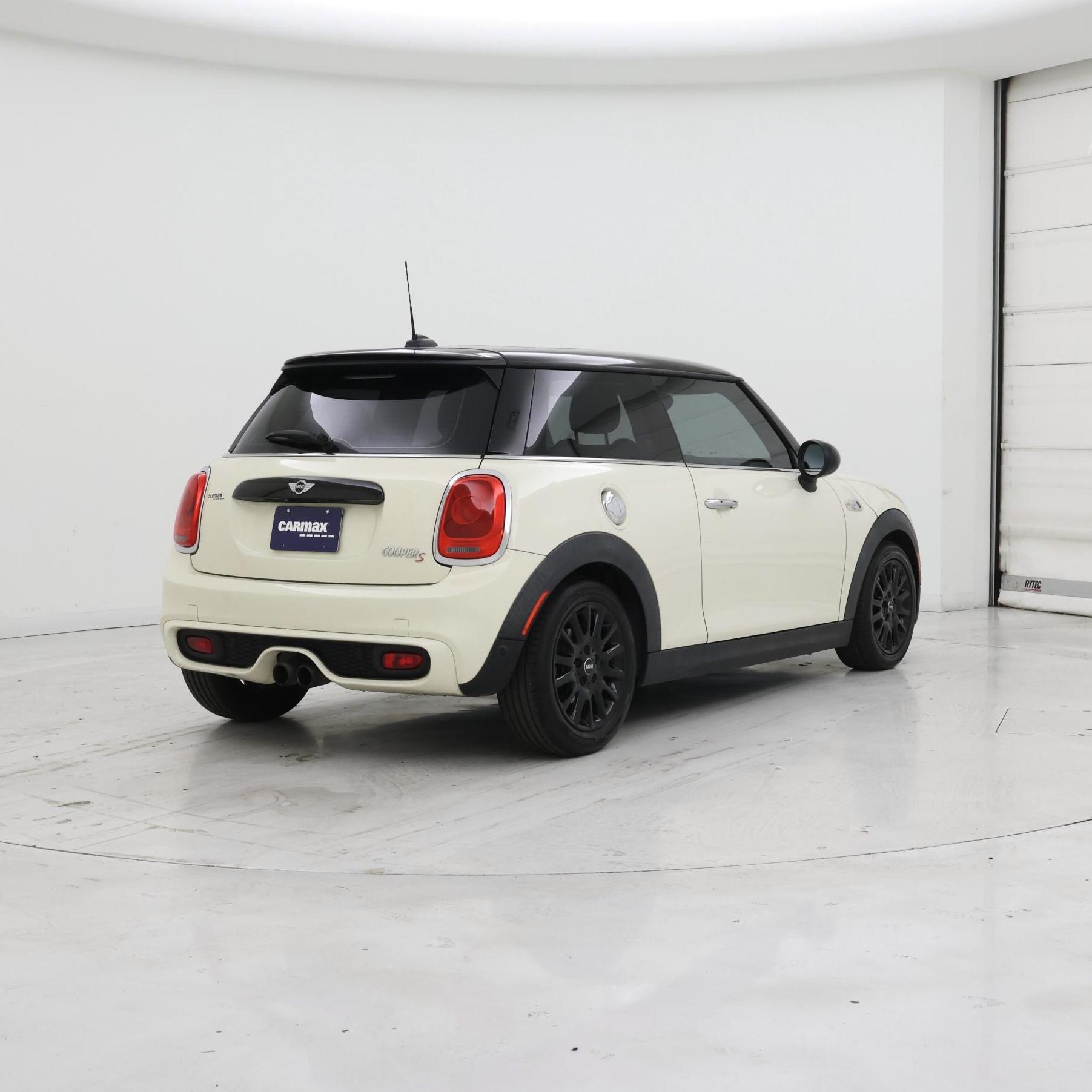 Thumbnail: 2017 MINI Cooper - 8