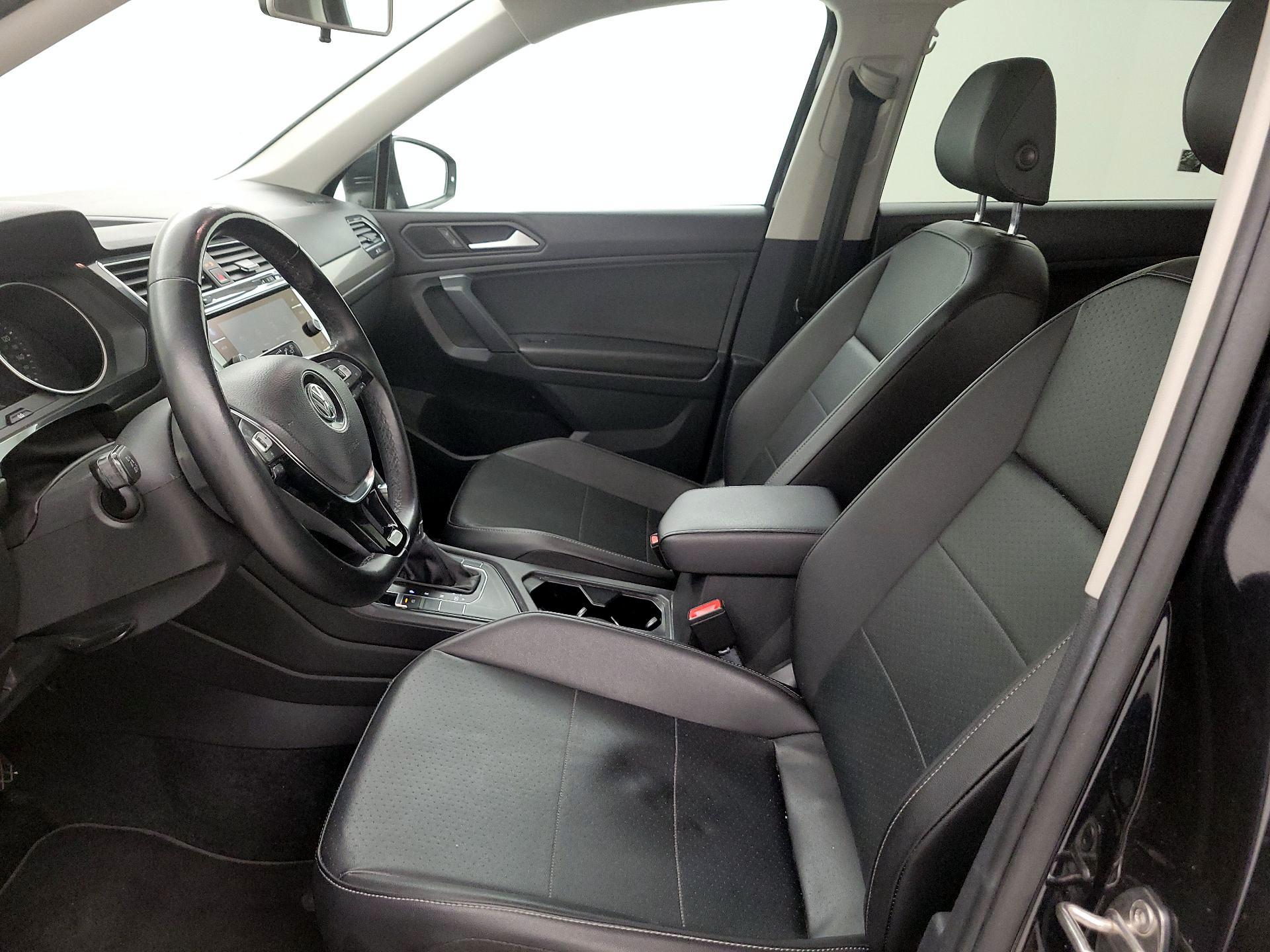 Thumbnail: 2019 Volkswagen Tiguan - 11