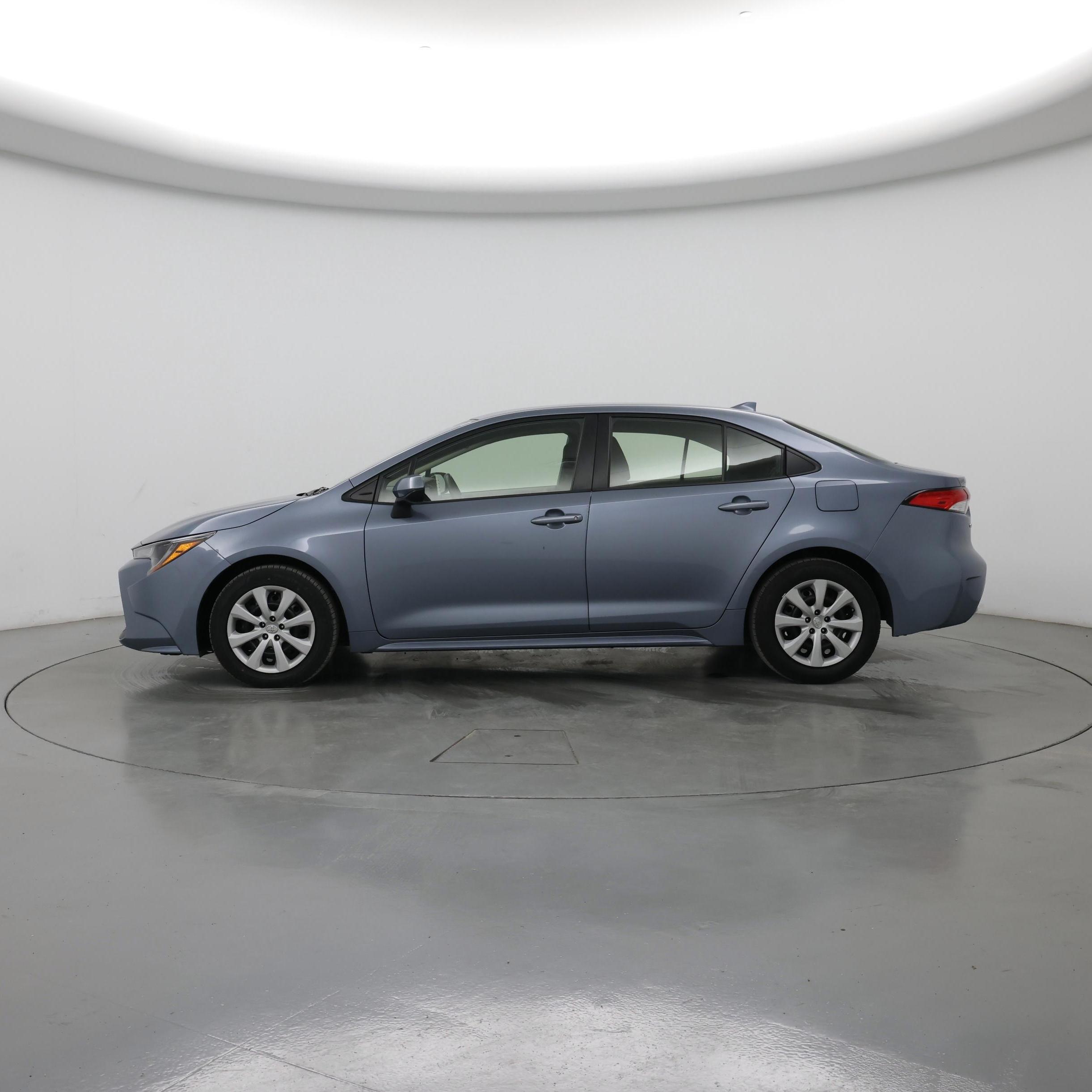 Thumbnail: 2022 Toyota Corolla - 3