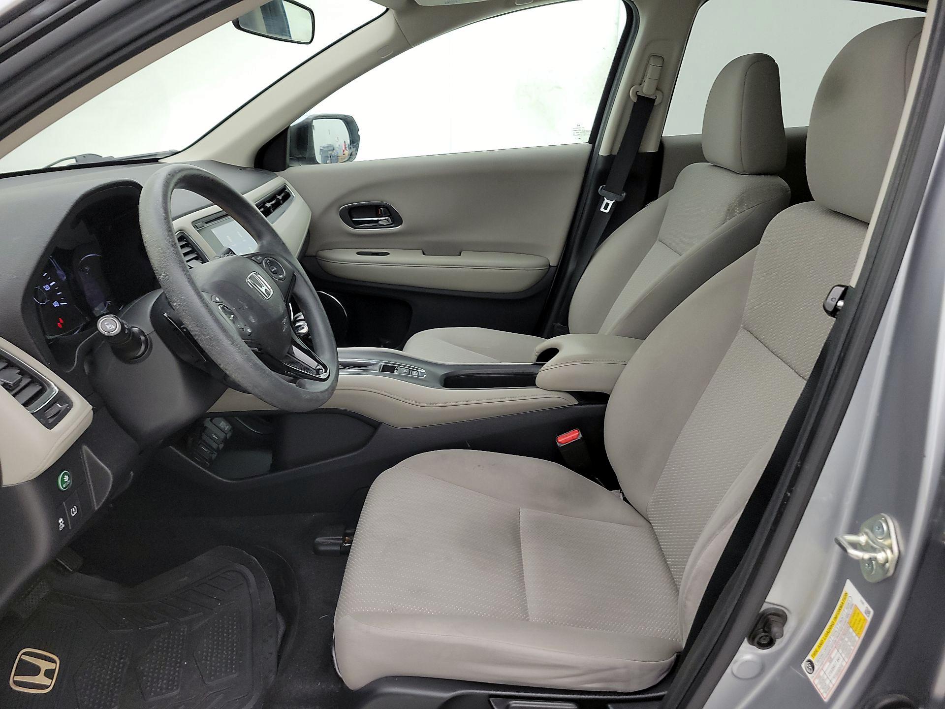 Thumbnail: 2018 Honda HR-V - 11