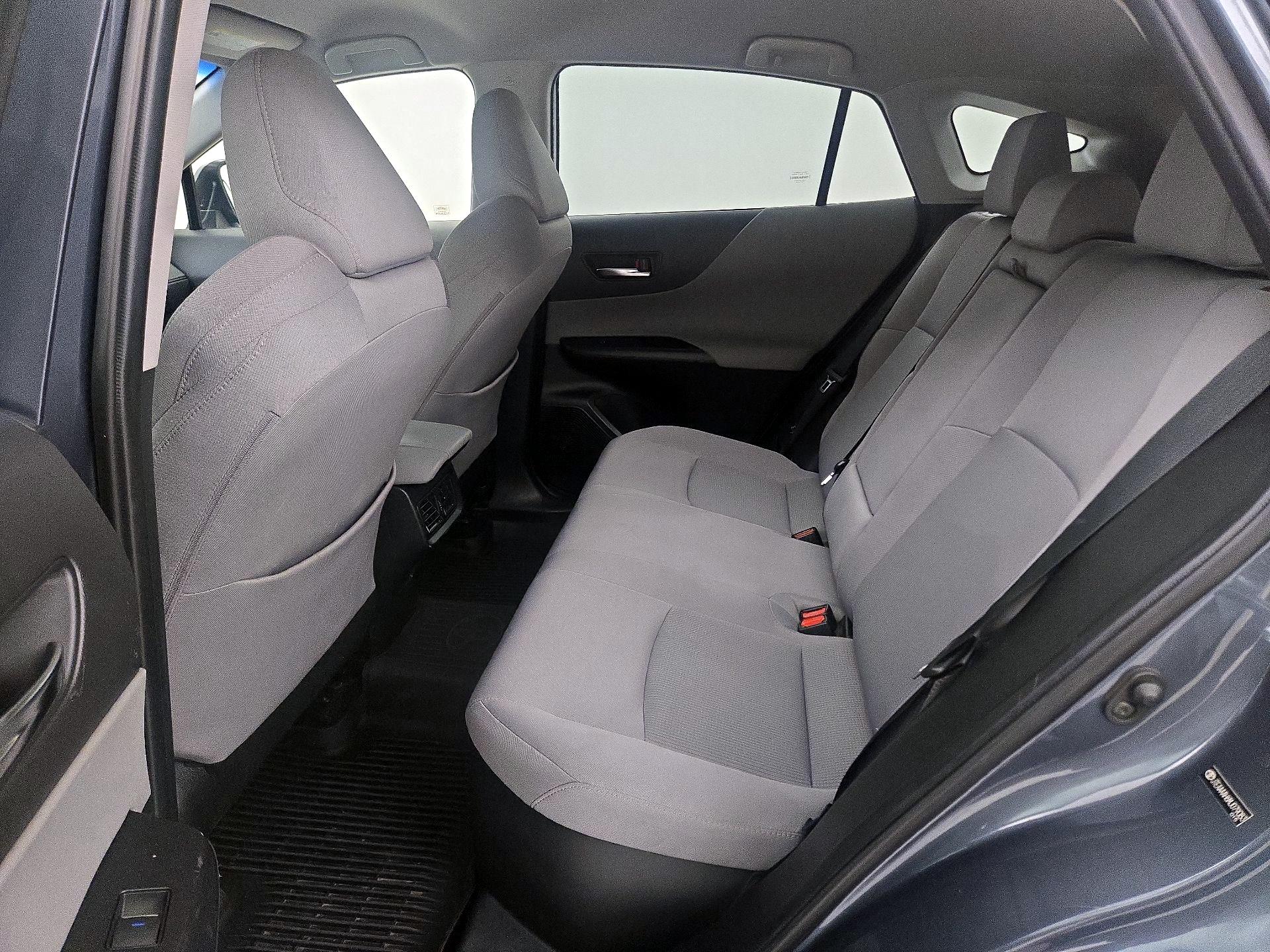 Thumbnail: 2021 Toyota Venza - 19