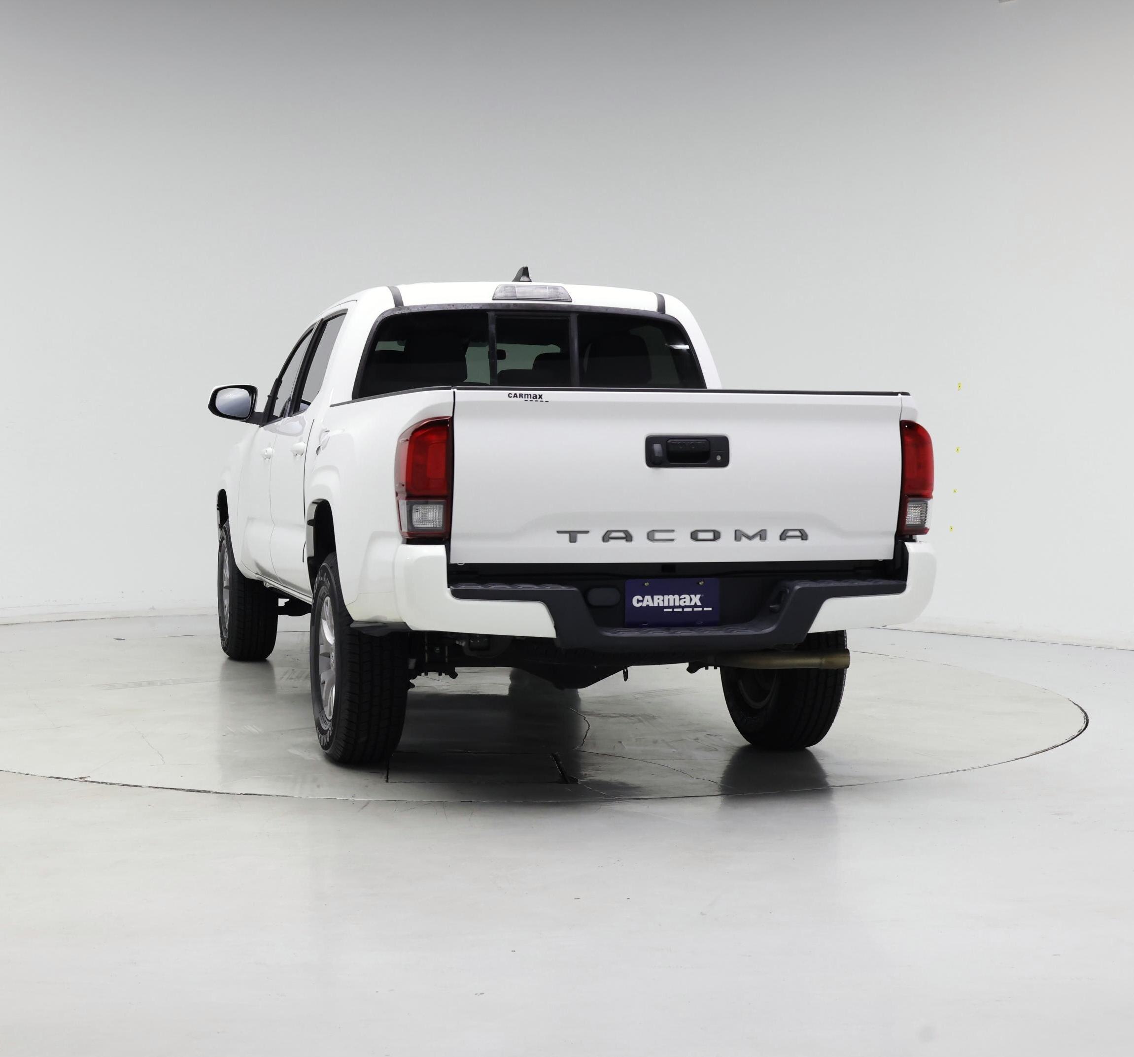 Thumbnail: 2020 Toyota Tacoma - 6