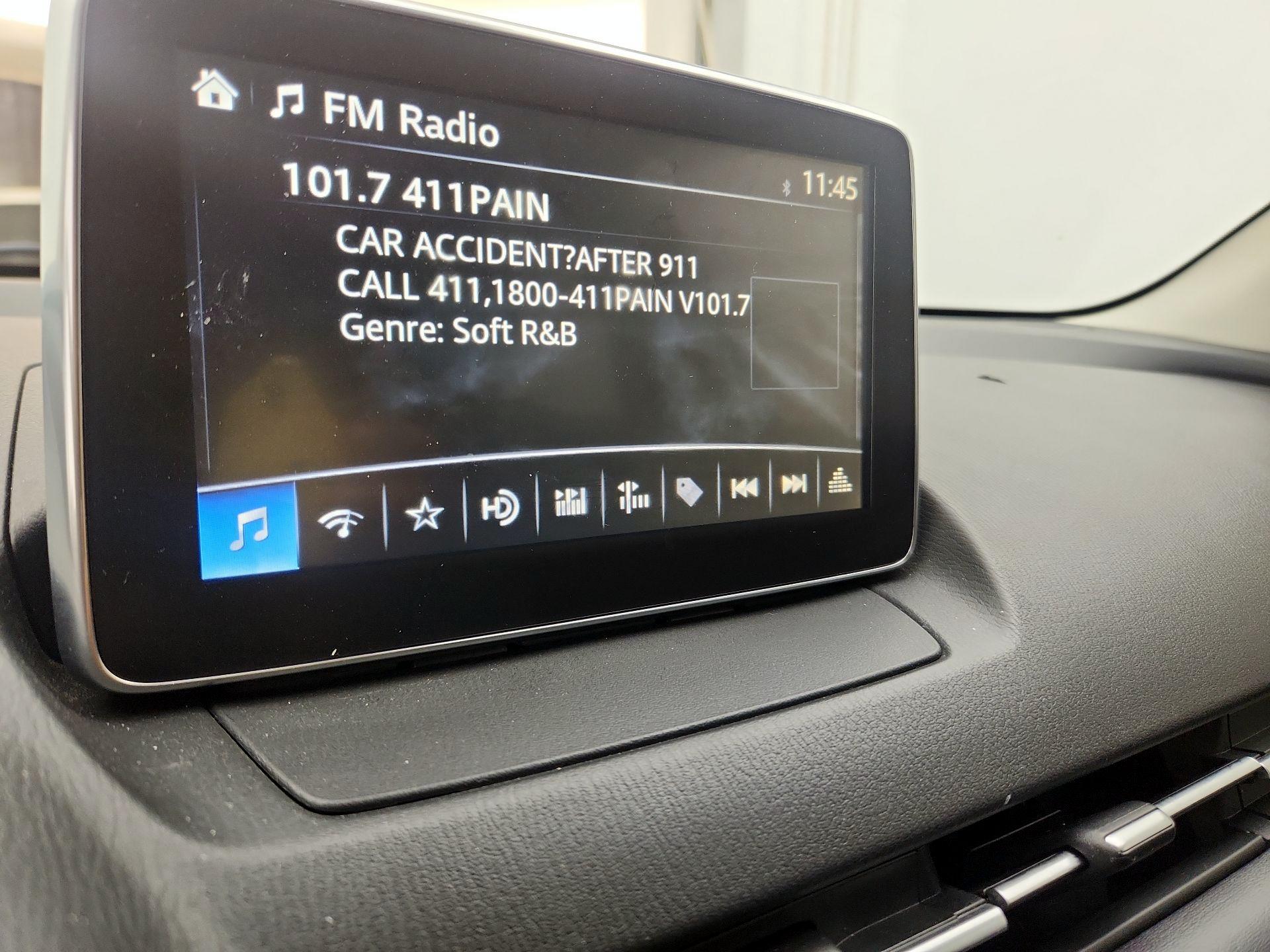 Thumbnail: 2017 Toyota Yaris iA - 16