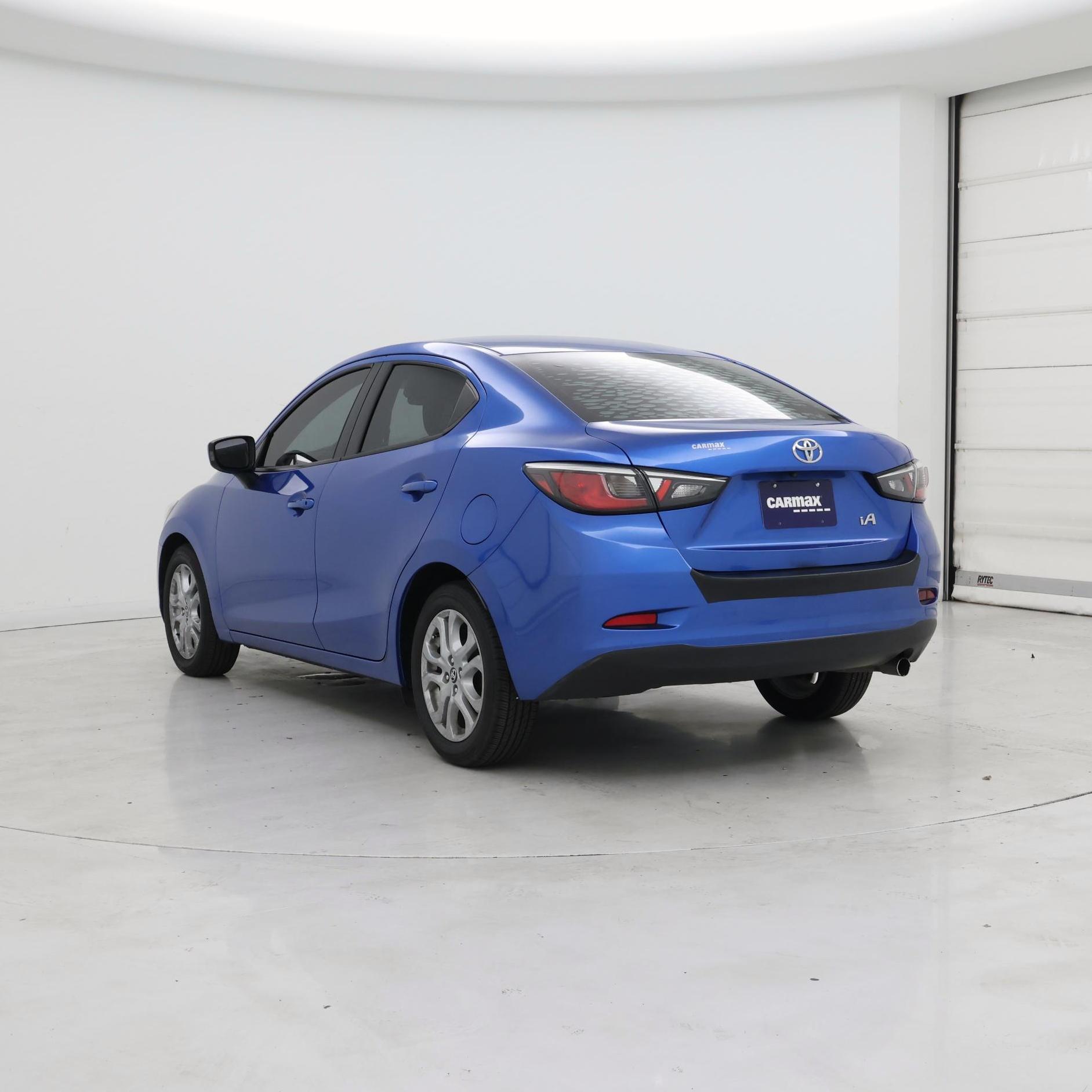 Thumbnail: 2017 Toyota Yaris iA - 2