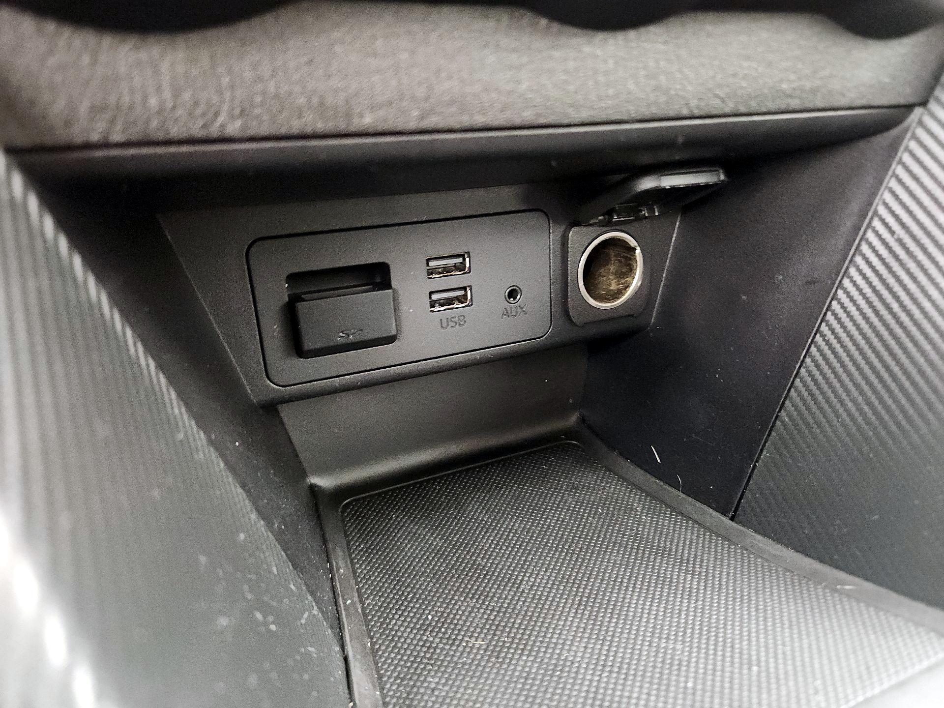 Thumbnail: 2017 Toyota Yaris iA - 19