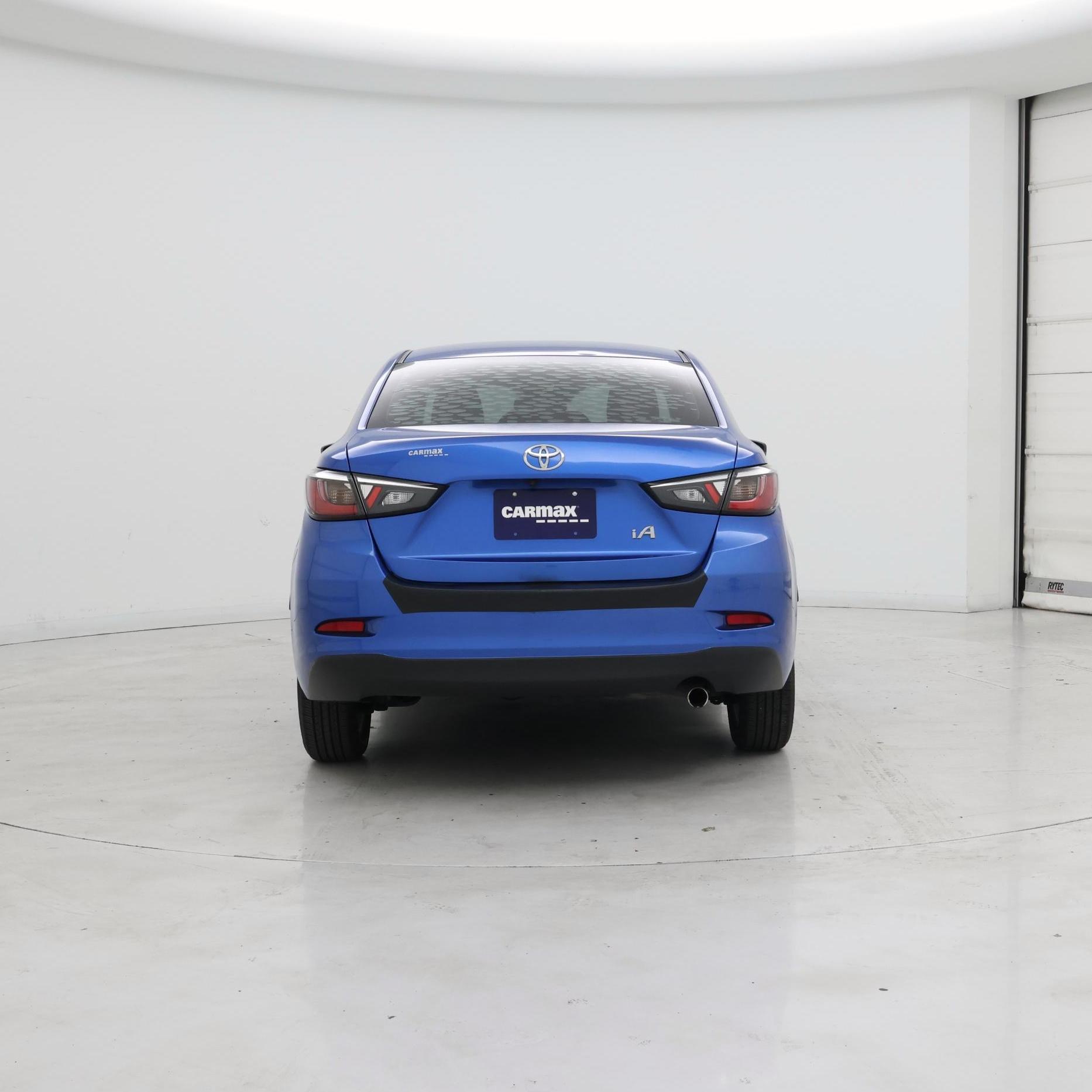 Thumbnail: 2017 Toyota Yaris iA - 6