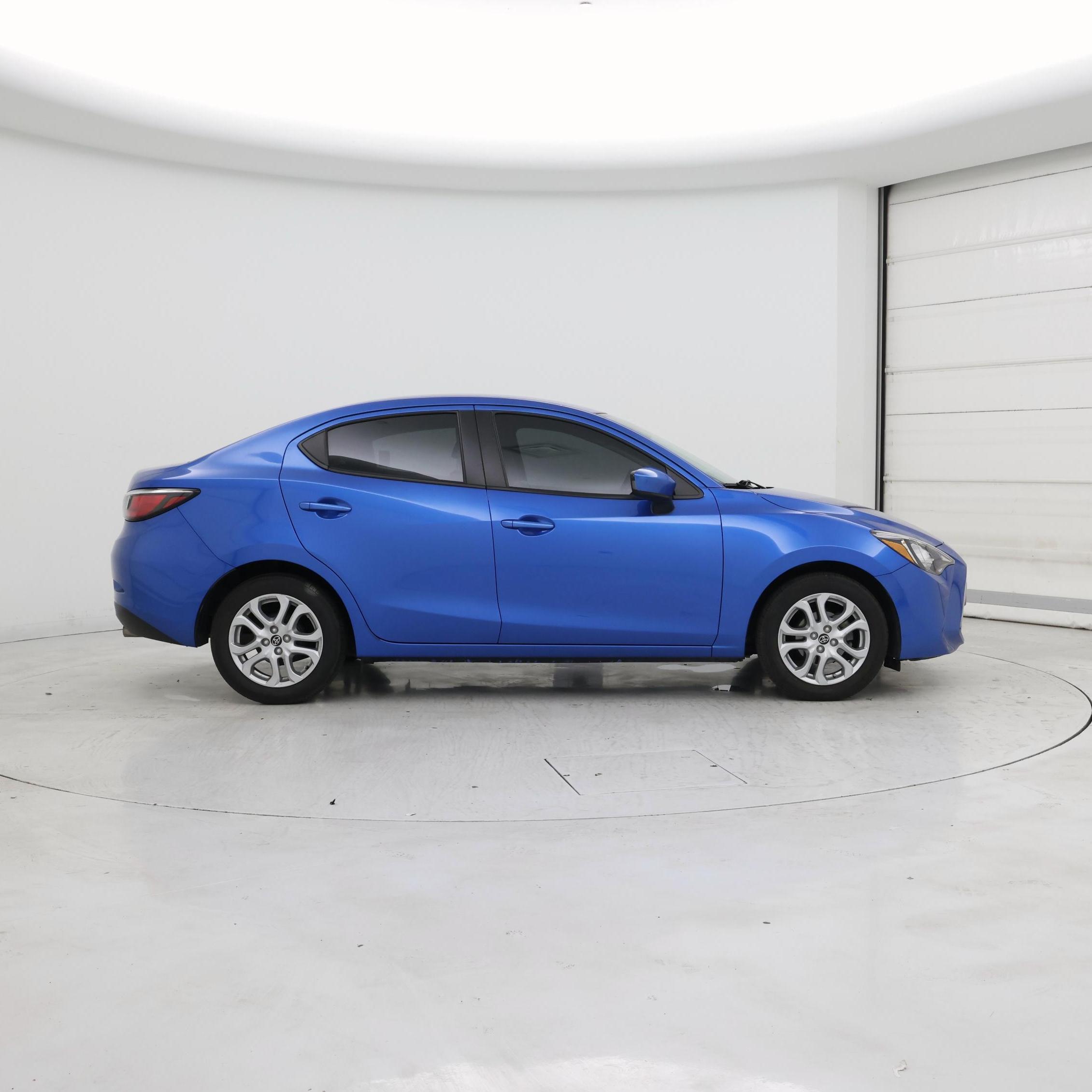 Thumbnail: 2017 Toyota Yaris iA - 7