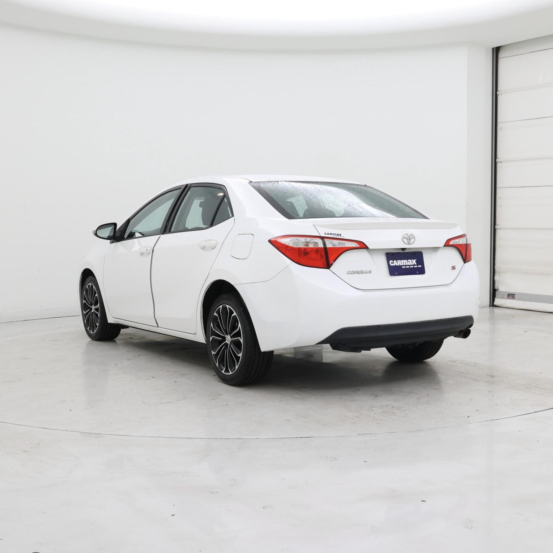 Thumbnail: 2015 Toyota Corolla - 2