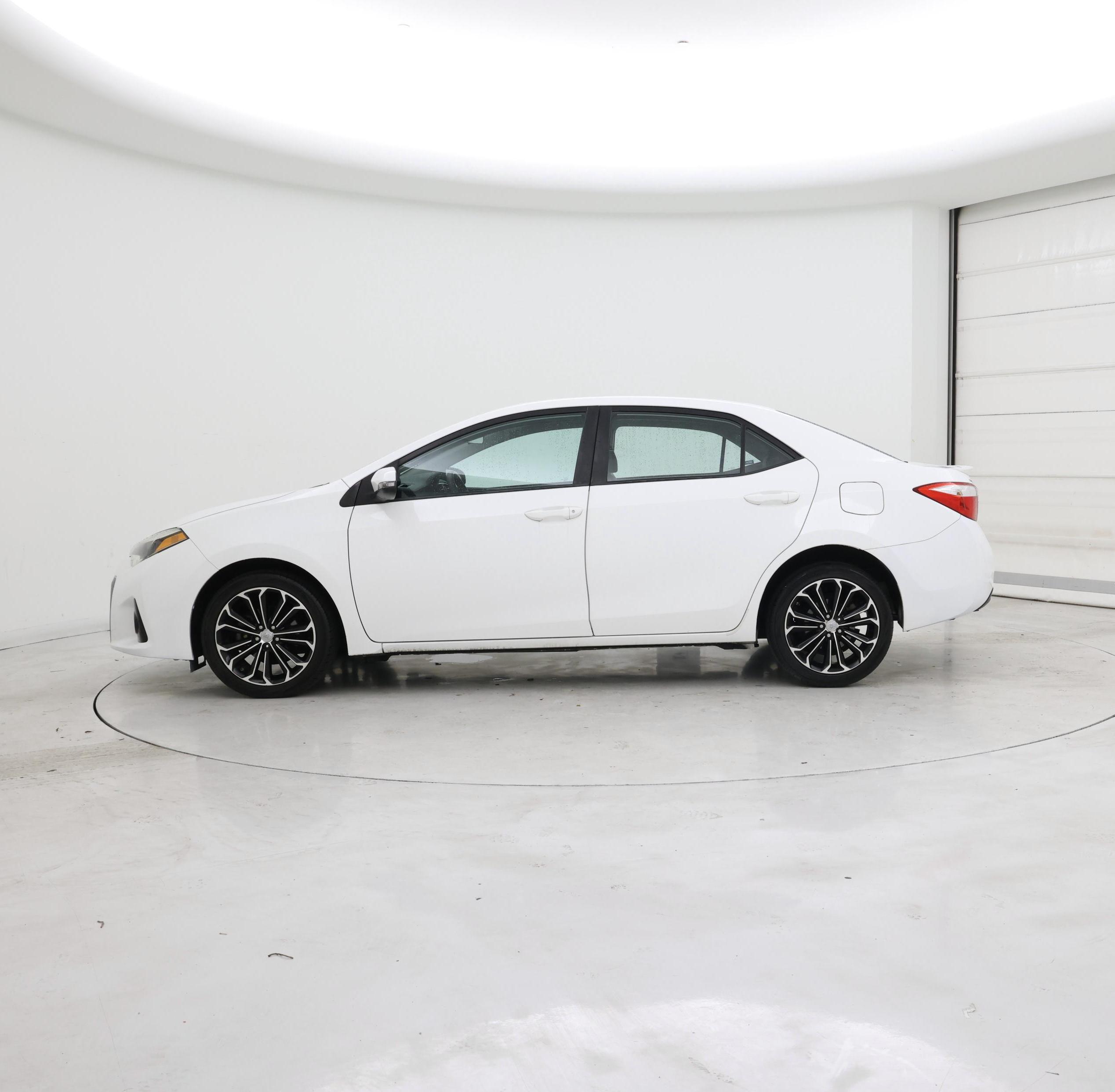 Thumbnail: 2015 Toyota Corolla - 3