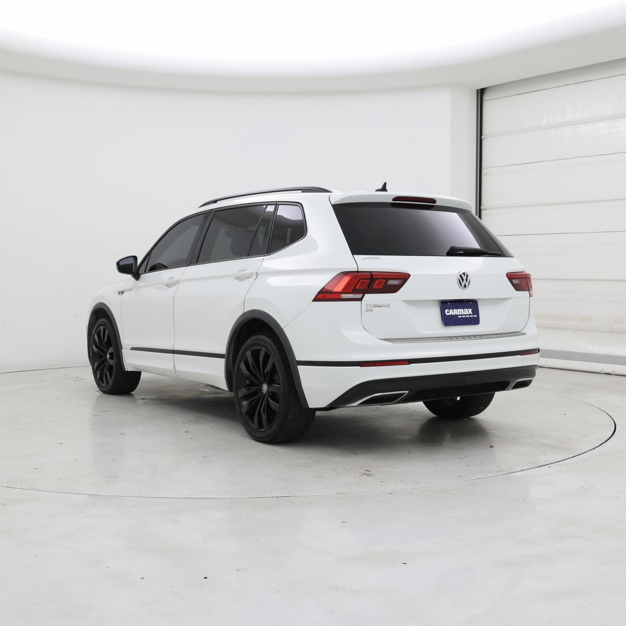 Thumbnail: 2020 Volkswagen Tiguan - 2