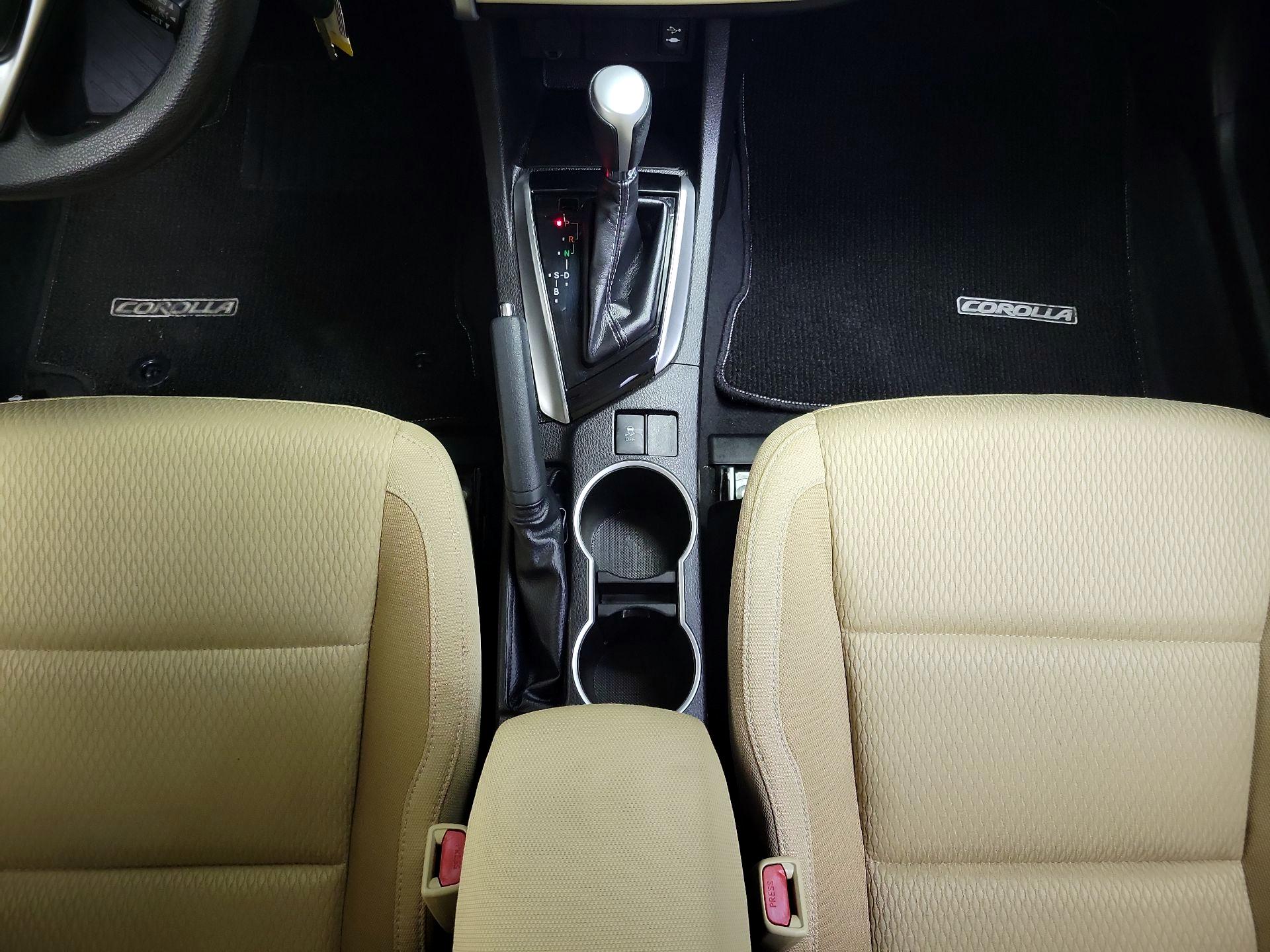 Thumbnail: 2019 Toyota Corolla - 17