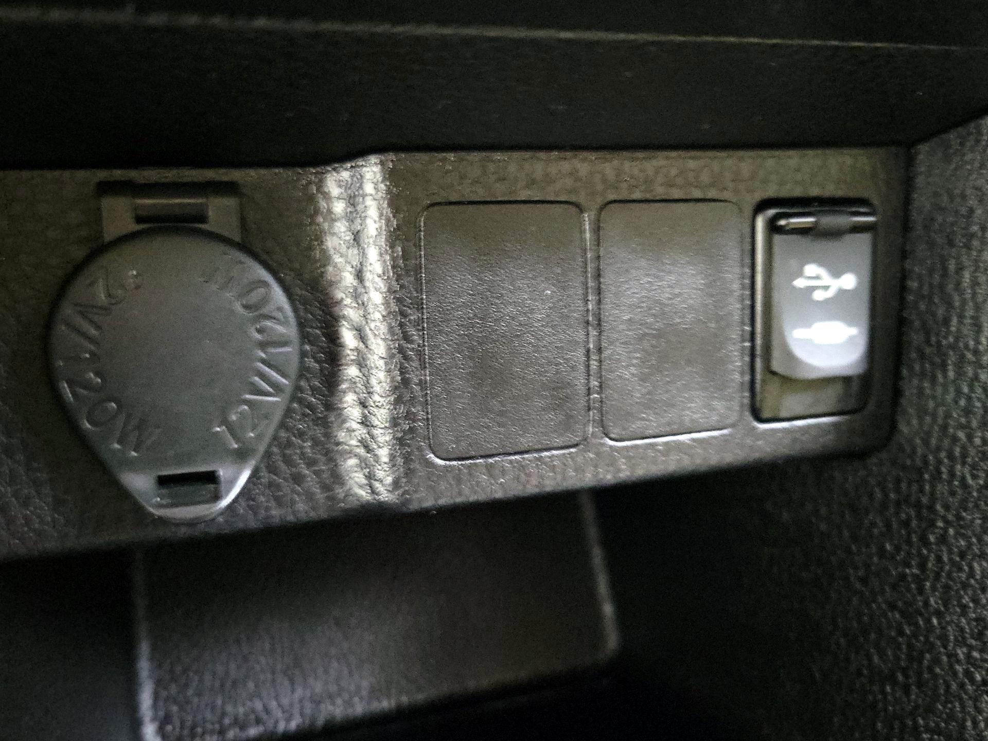 Thumbnail: 2019 Toyota Corolla - 18