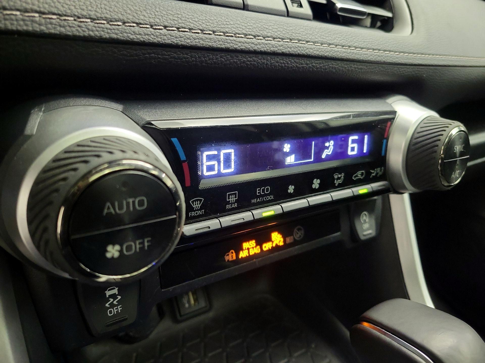 Thumbnail: 2023 Toyota RAV4 - 17