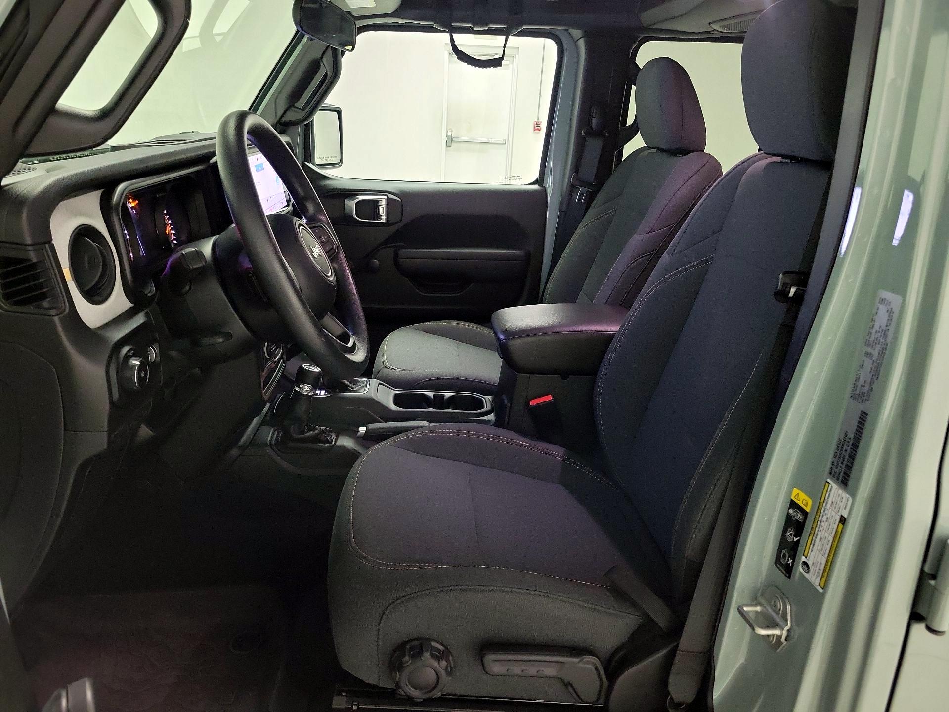 Thumbnail: 2024 Jeep Wrangler - 11