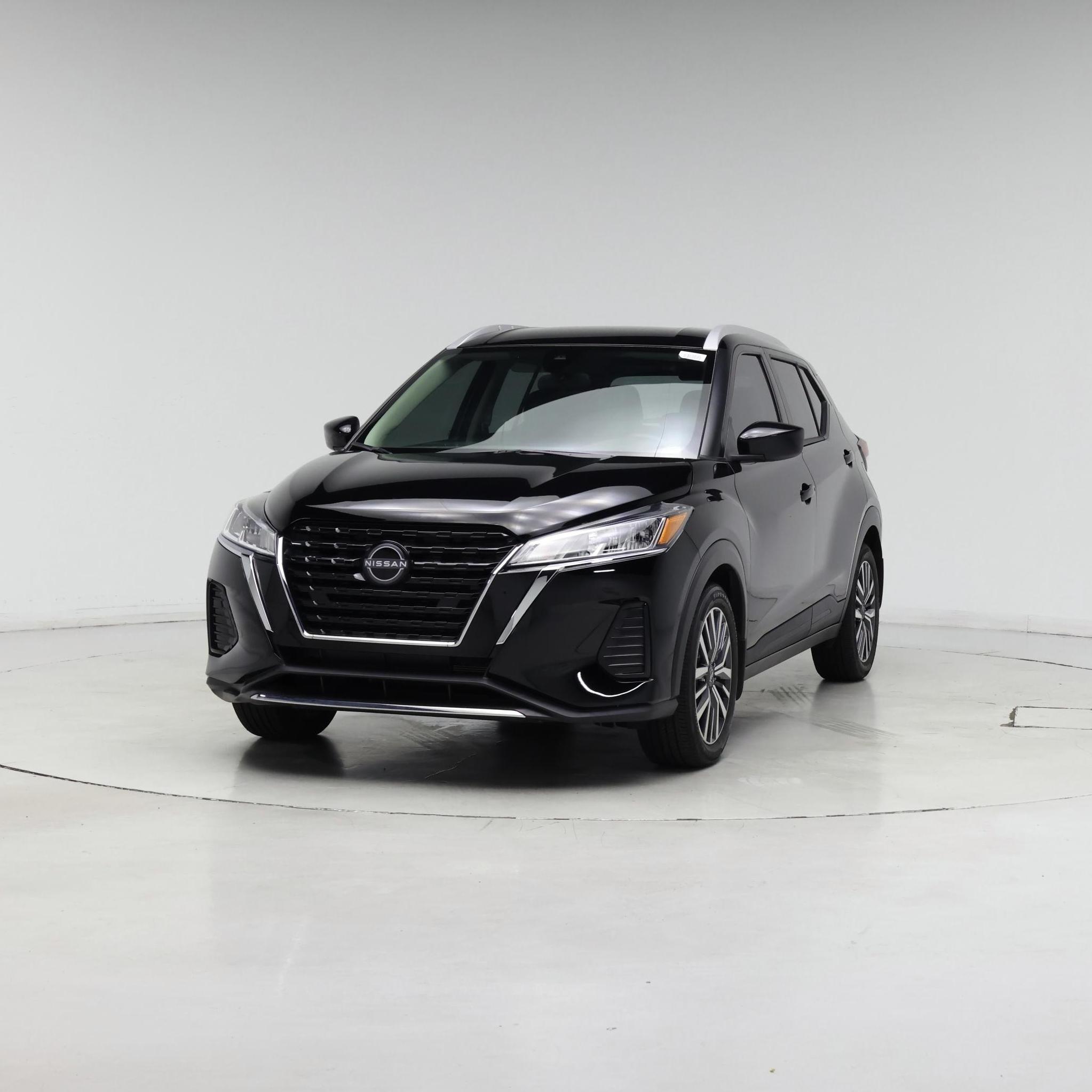 Thumbnail: 2023 Nissan Kicks - 4