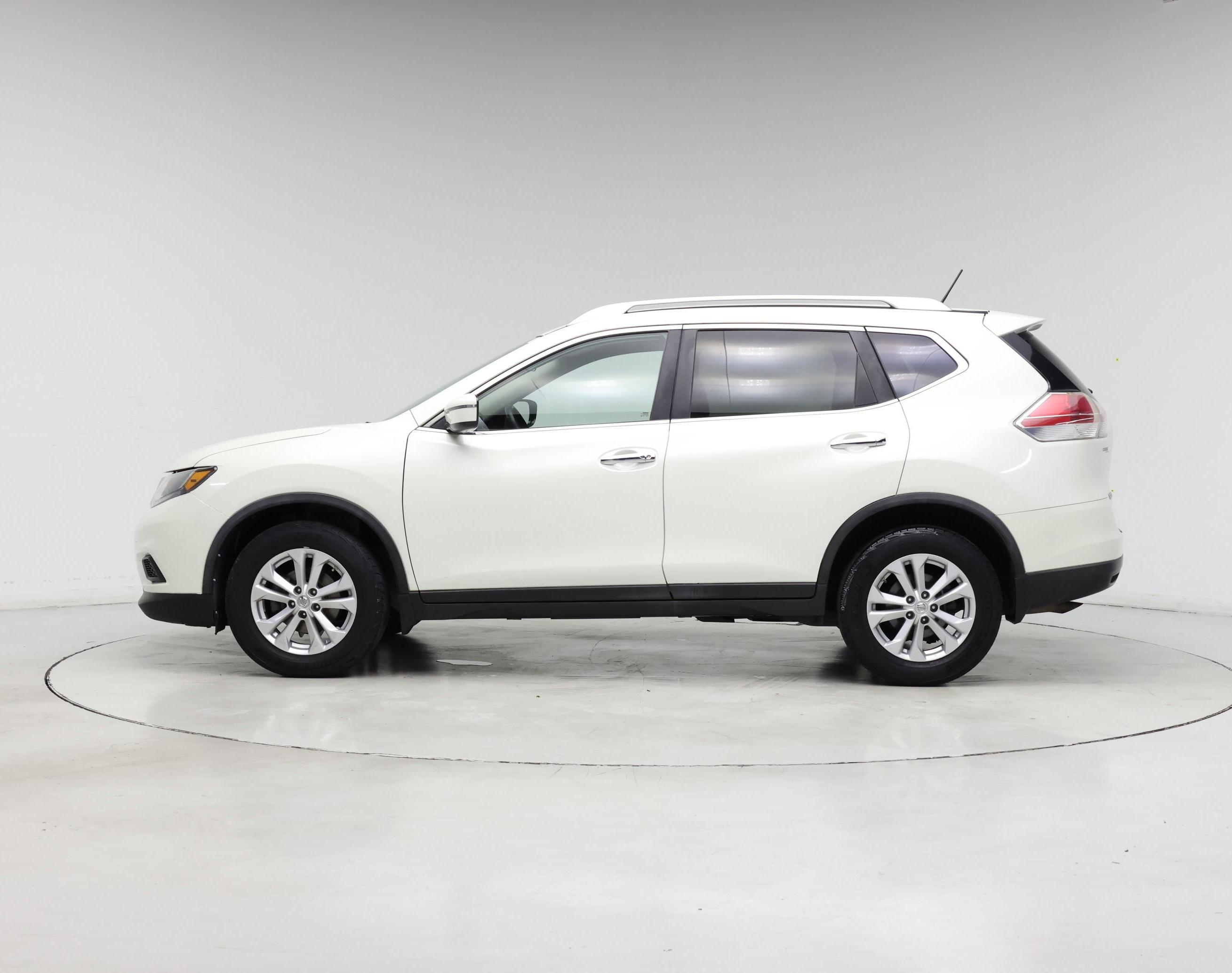 Thumbnail: 2016 Nissan Rogue - 3