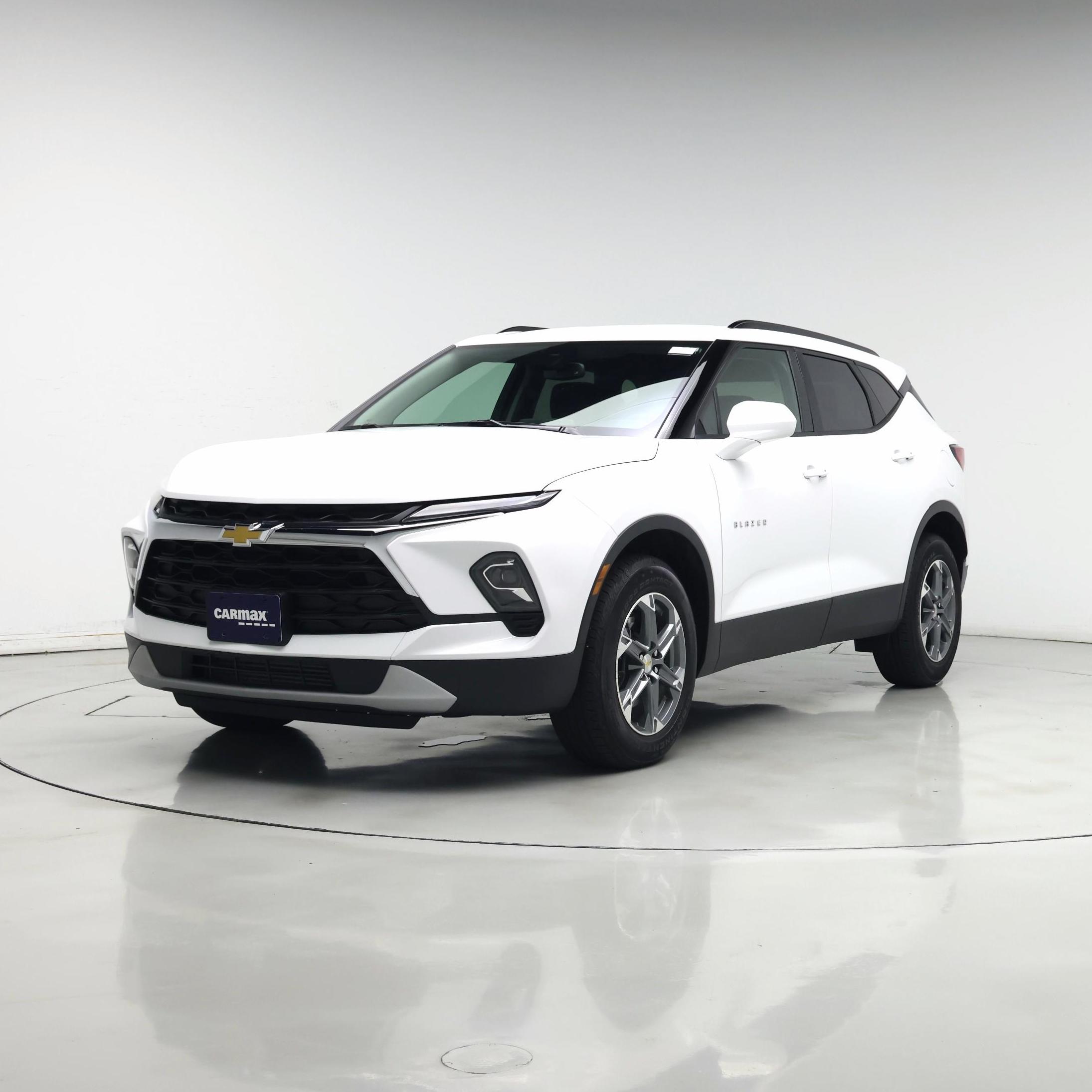 Thumbnail: 2023 Chevrolet Blazer - 4