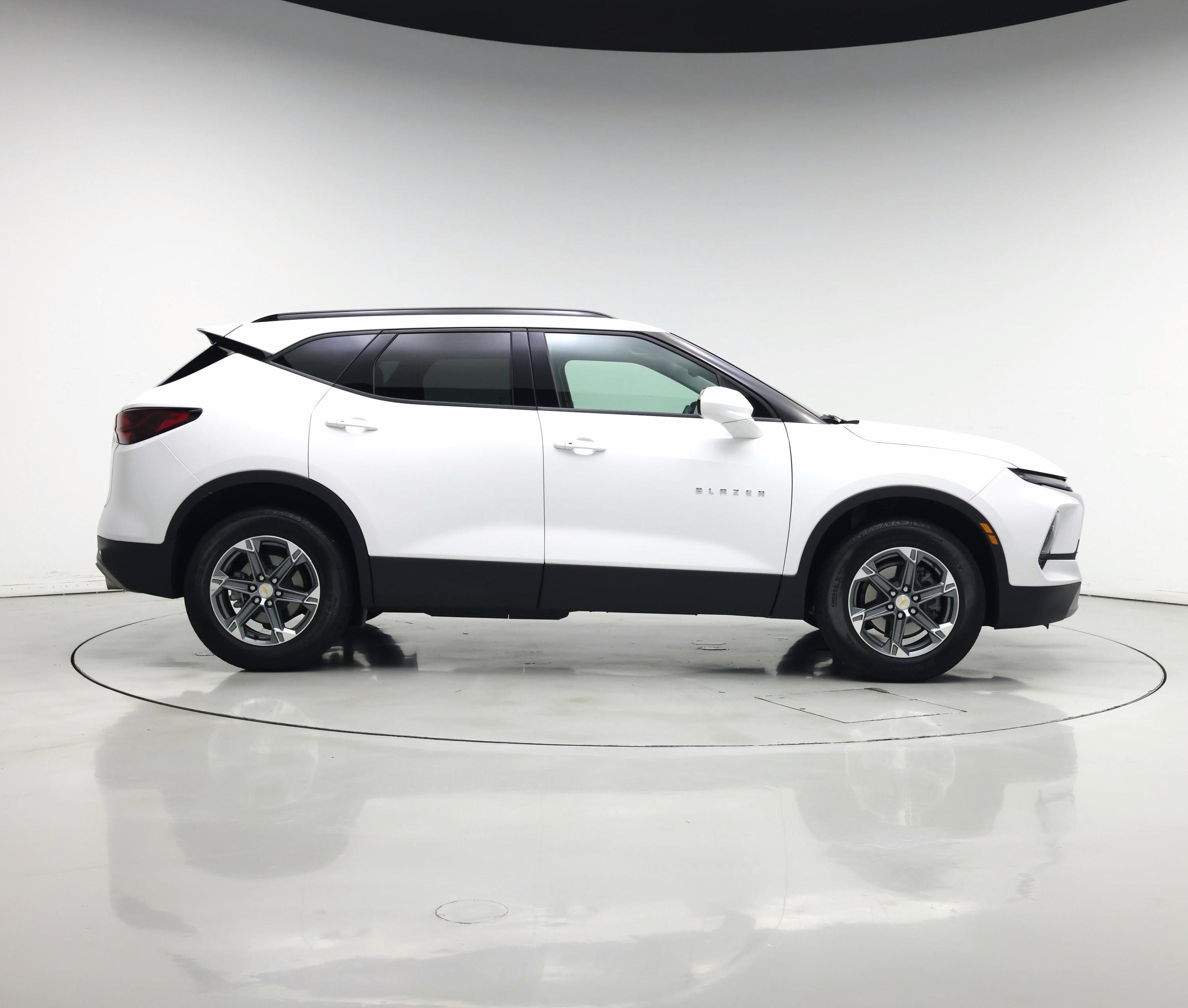 Thumbnail: 2023 Chevrolet Blazer - 7