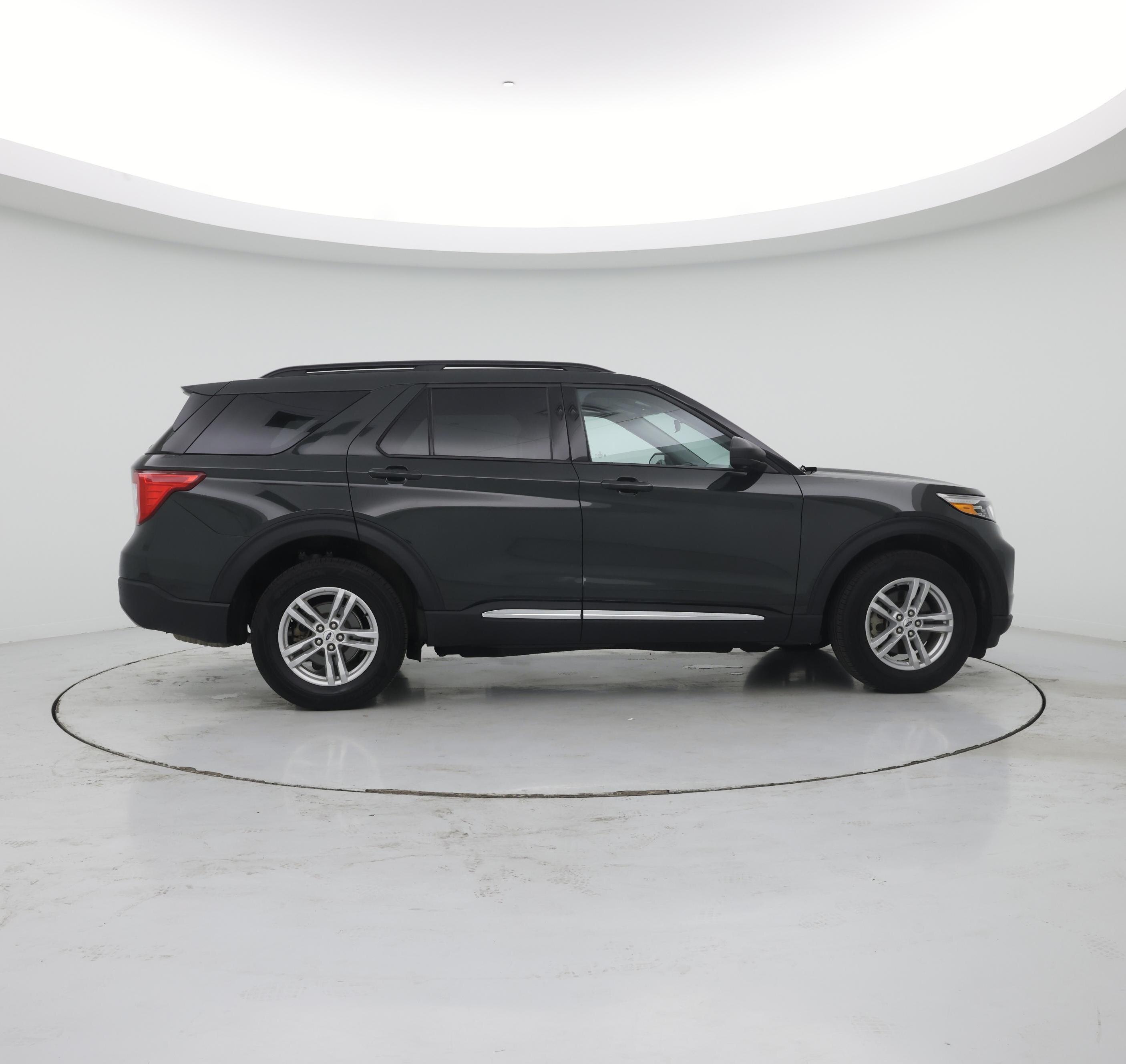Thumbnail: 2023 Ford Explorer - 7